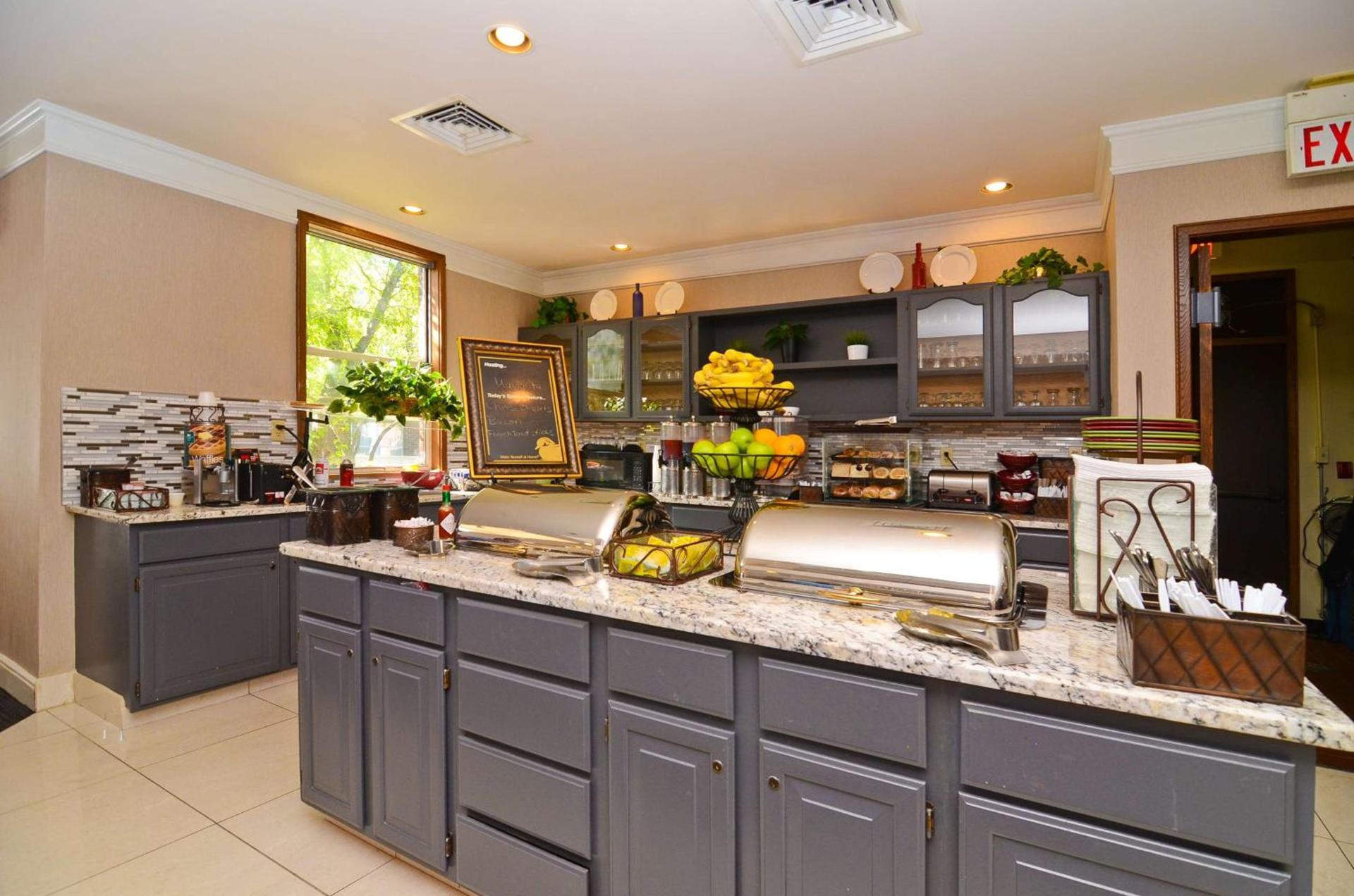 Homewood Suites by Hilton Chicago - Schaumburg photo 7
