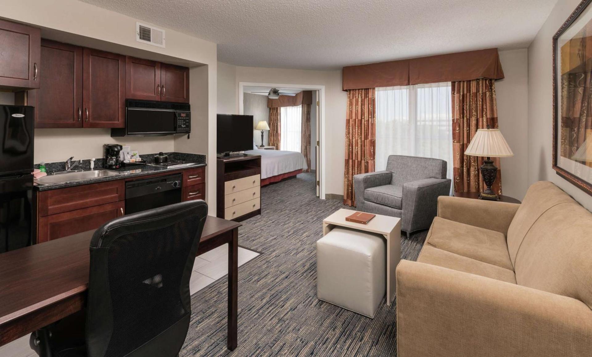 Homewood Suites by Hilton Chicago - Schaumburg photo 9