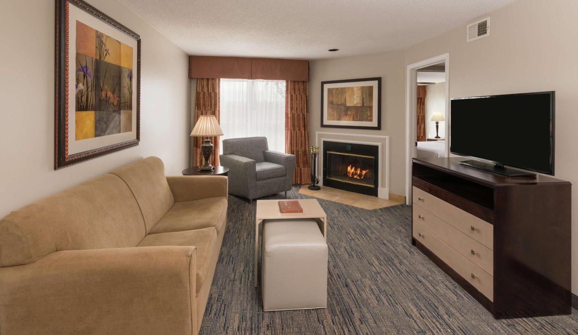 Homewood Suites by Hilton Chicago - Schaumburg photo 25