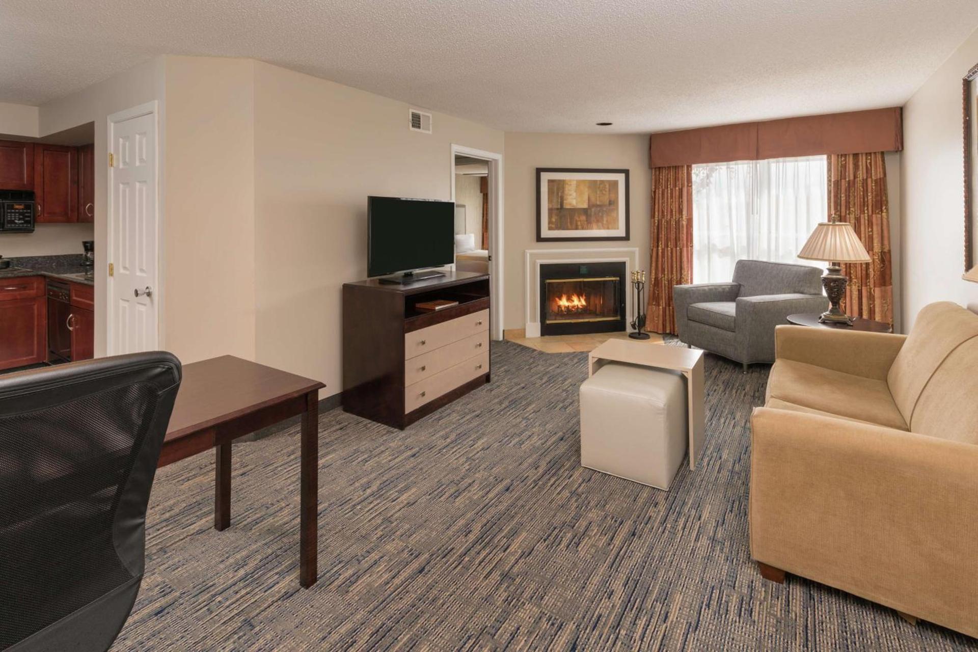Homewood Suites by Hilton Chicago - Schaumburg photo 30