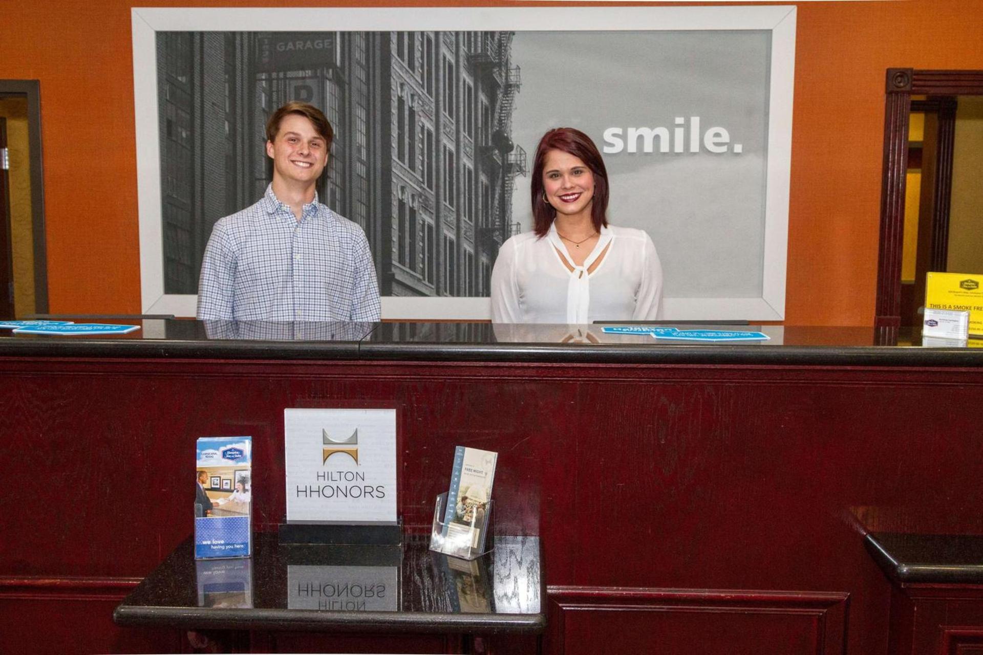 Hampton Inn & Suites Corsicana photo 7
