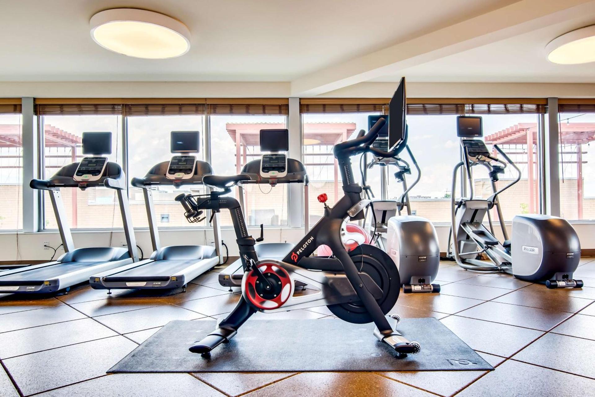 Hilton Garden Inn Alexandria Old Town National Harbor photo 10