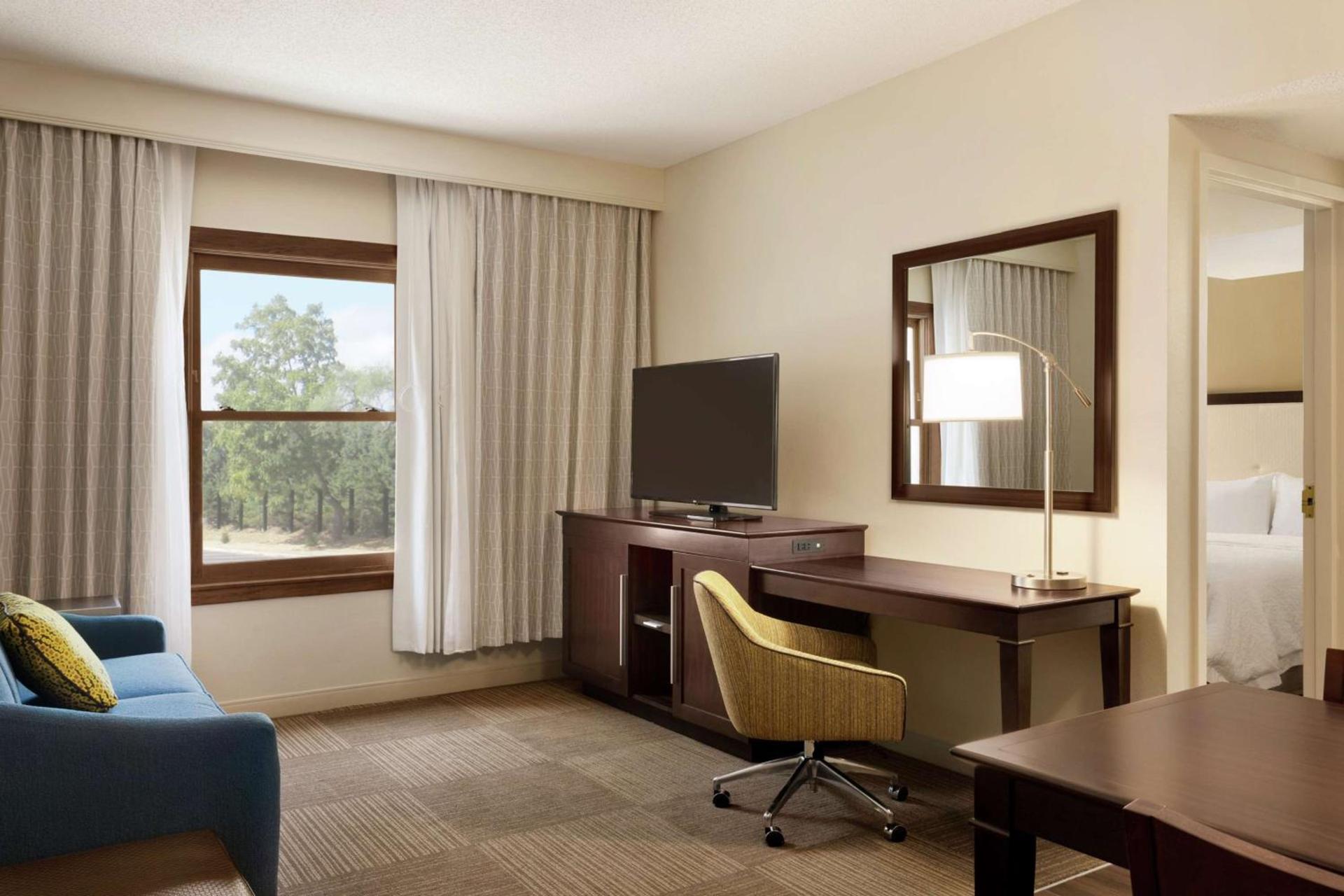 Hampton Inn and Suites Springdale photo 27