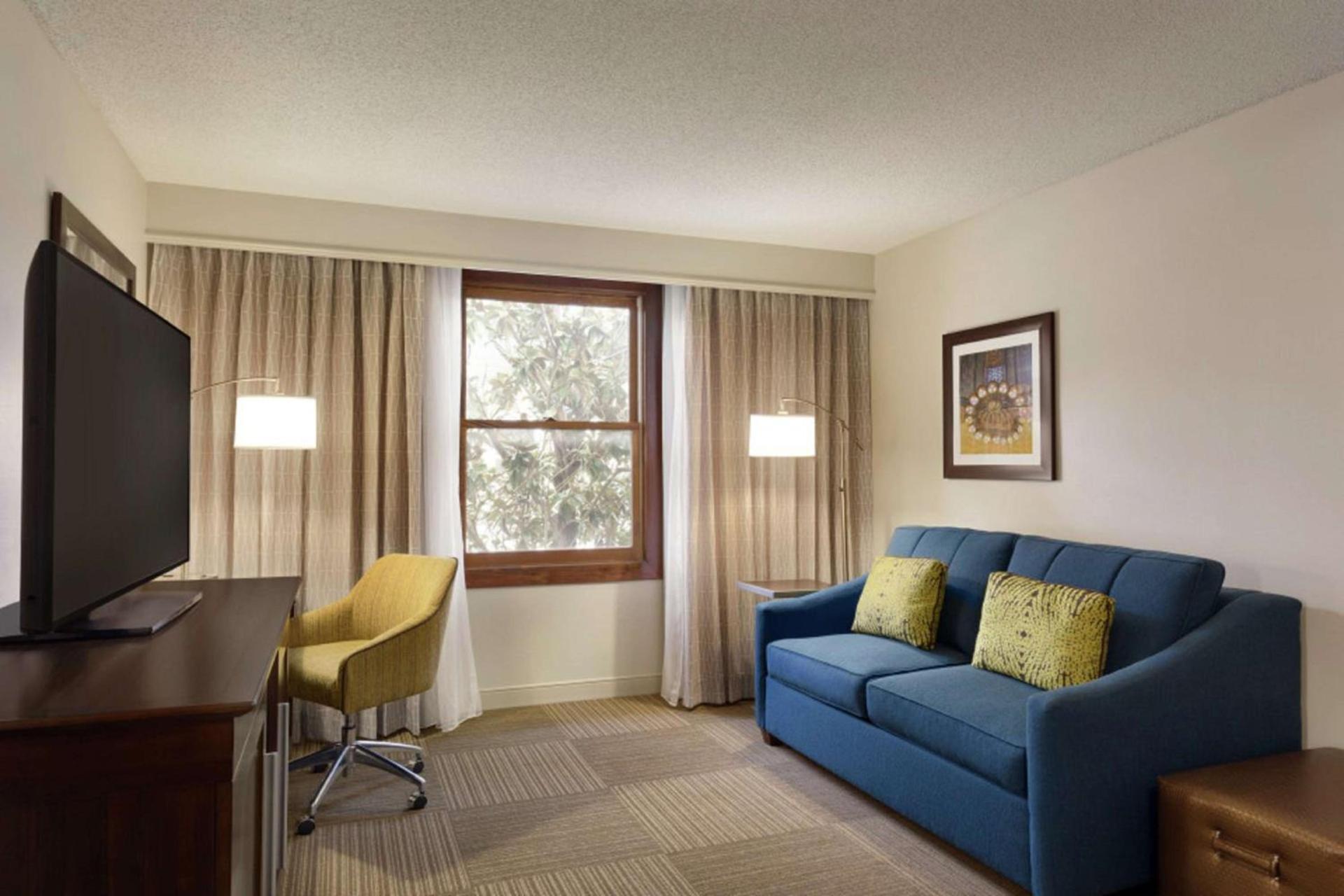 Hampton Inn and Suites Springdale photo 35