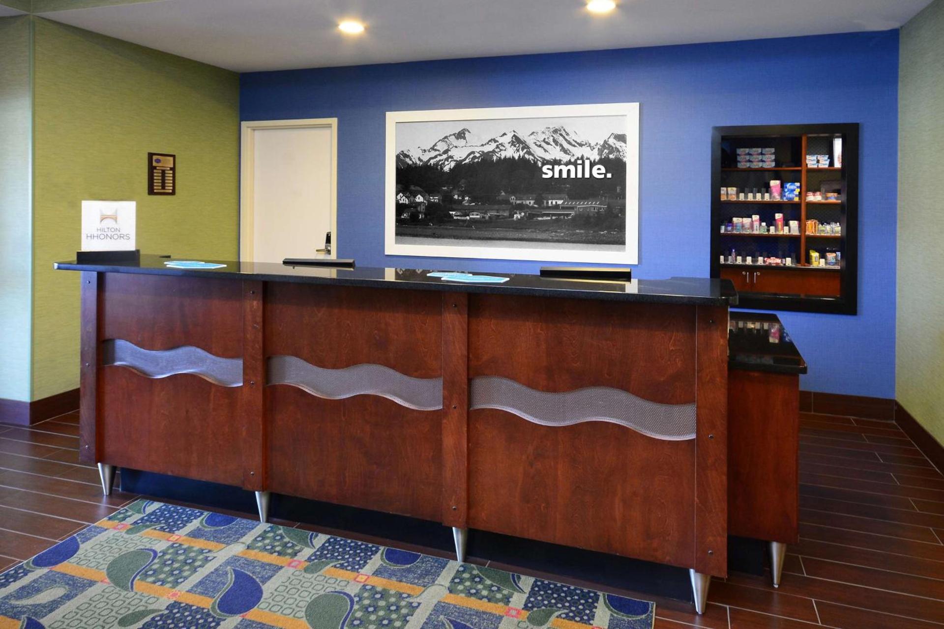 Hampton Inn and Suites Lynchburg photo 11