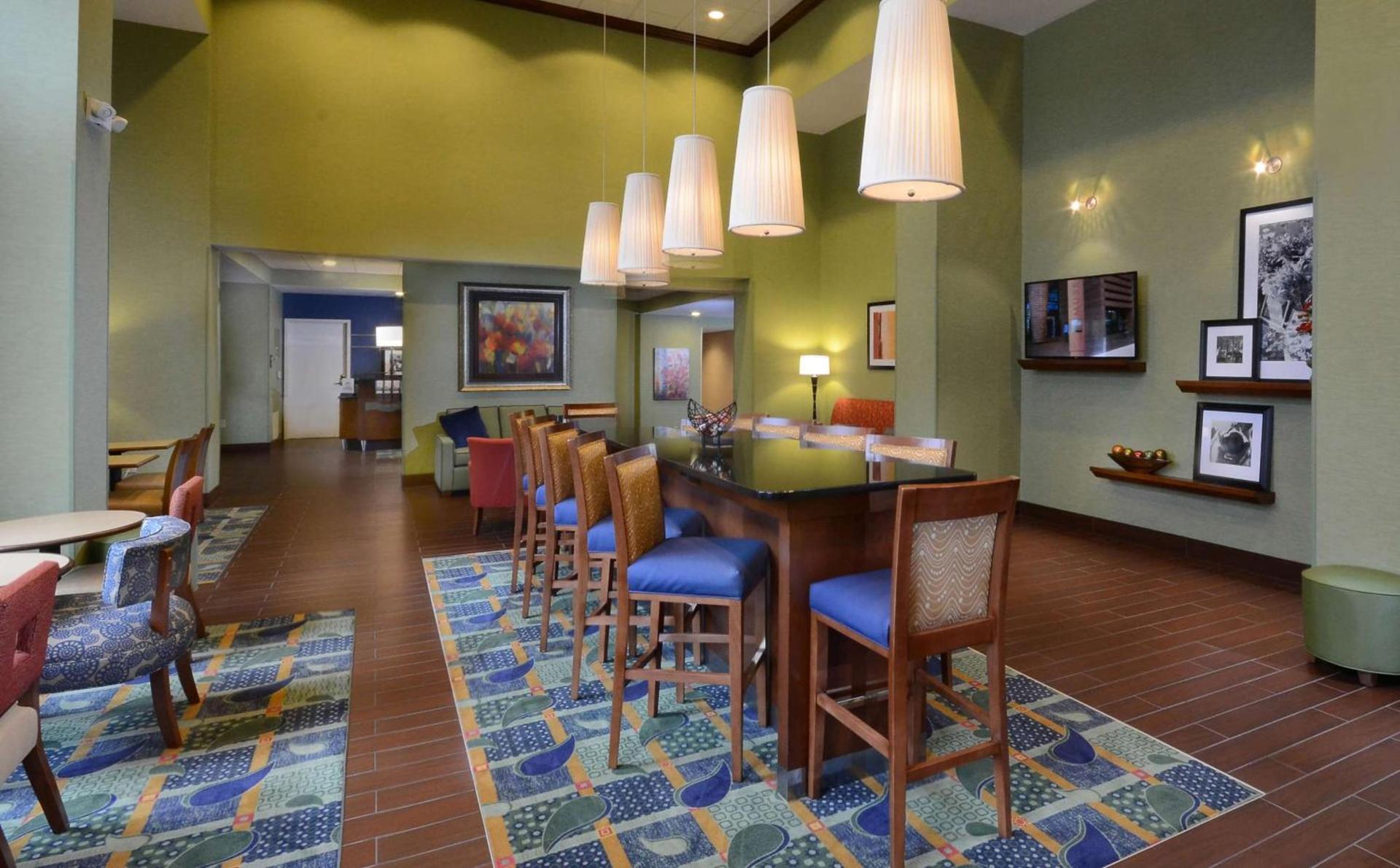 Hampton Inn and Suites Lynchburg photo 22