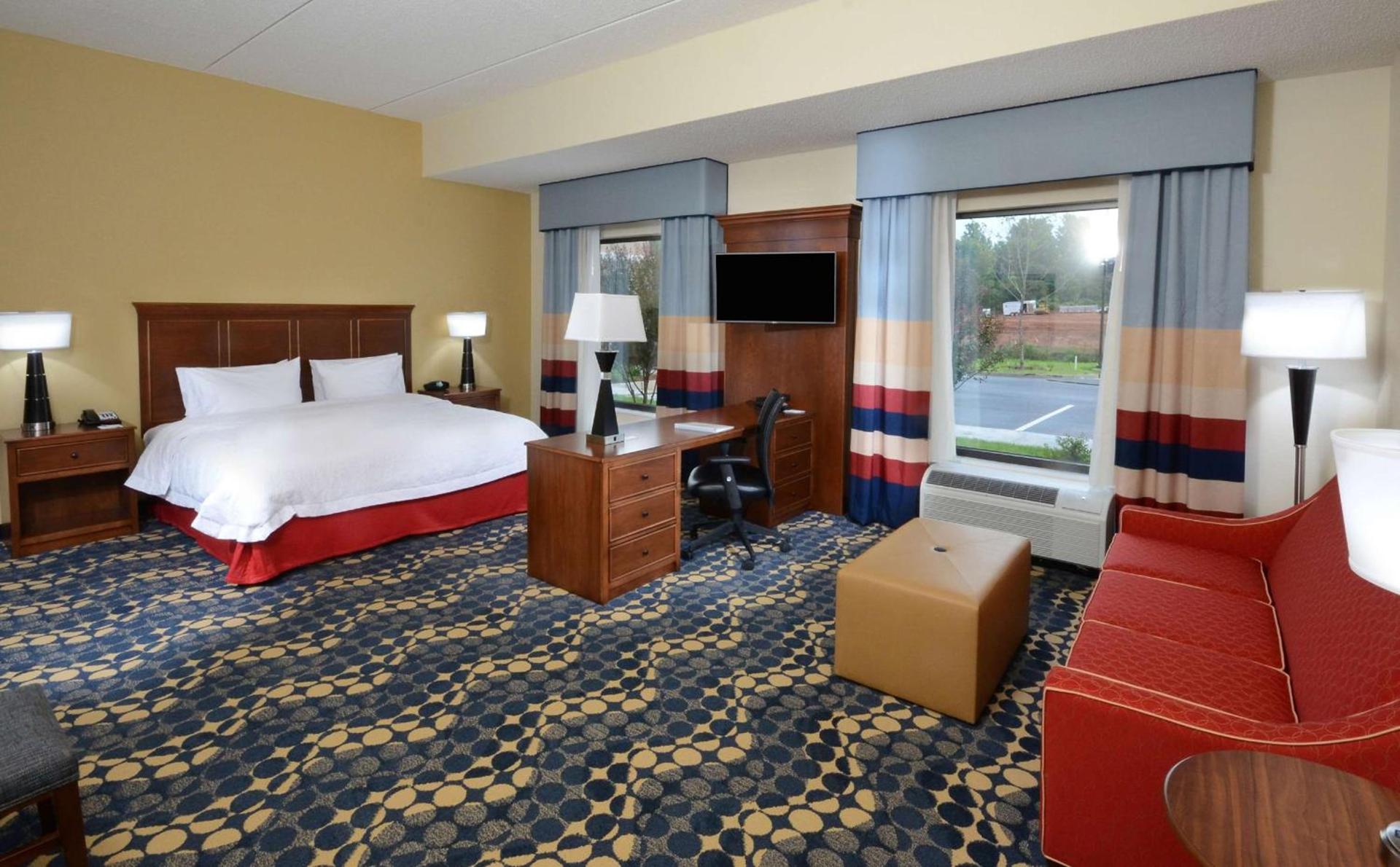 Hampton Inn and Suites Lynchburg photo 27