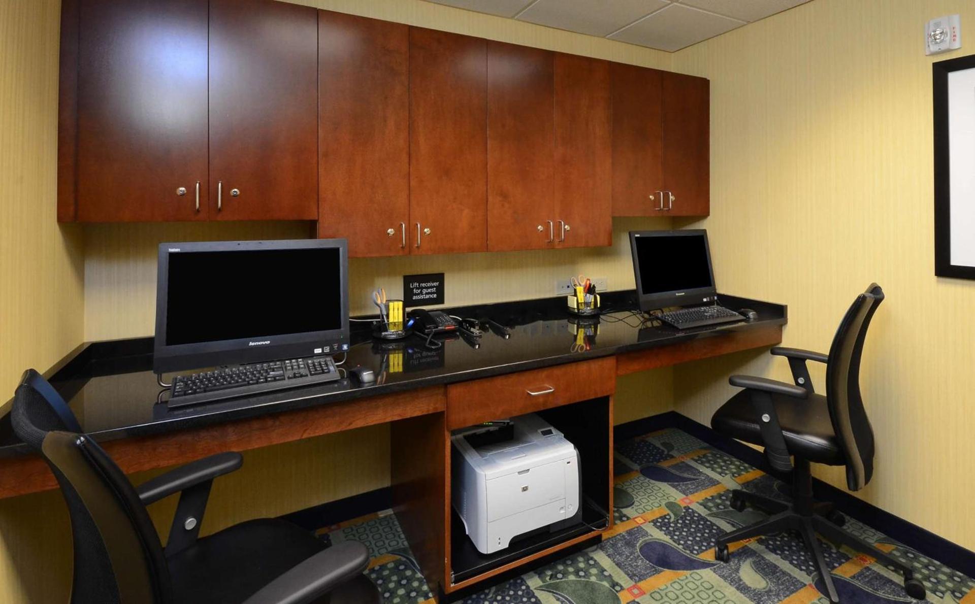 Hampton Inn and Suites Lynchburg photo 50