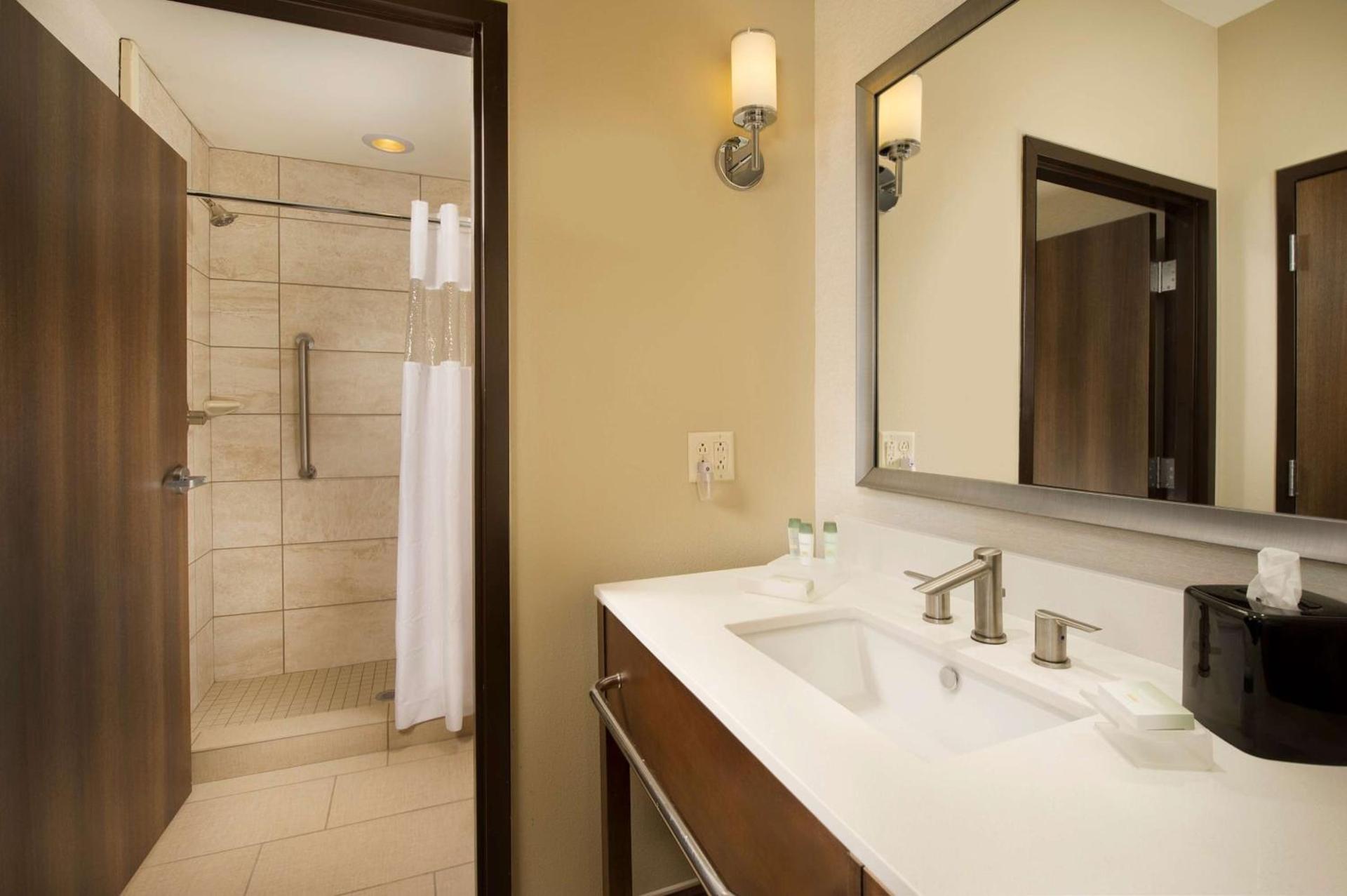 Homewood Suites by Hilton Midland photo 18