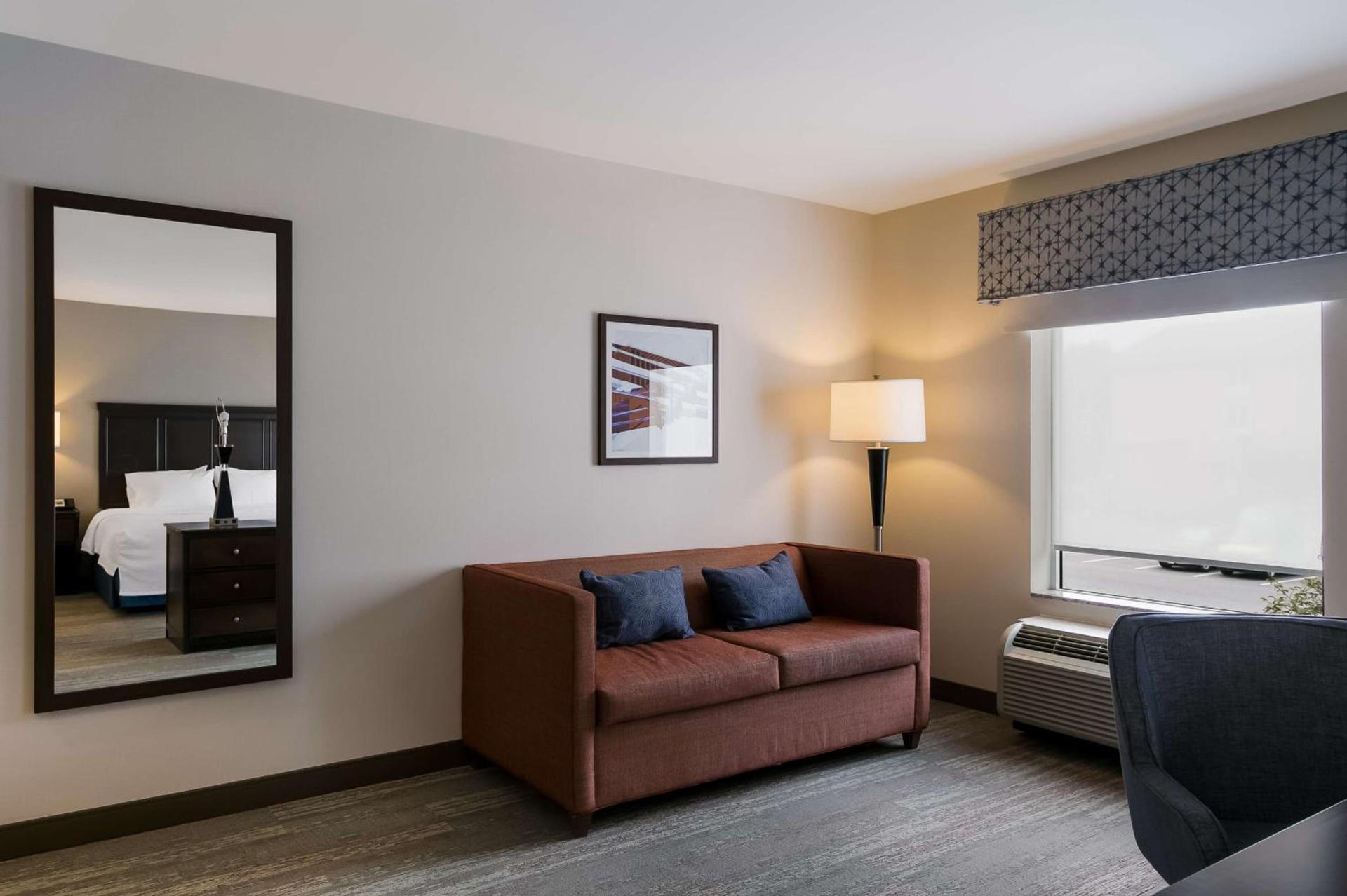 Hampton Inn & Suites Wilmington Christiana photo 32