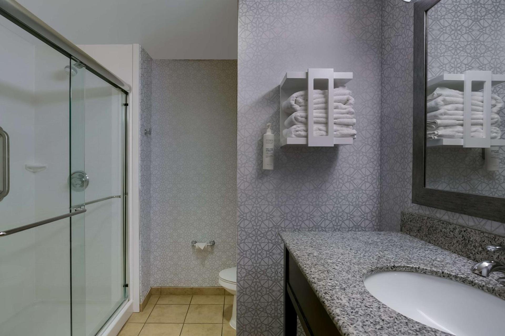 Hampton Inn & Suites Wilmington Christiana photo 36