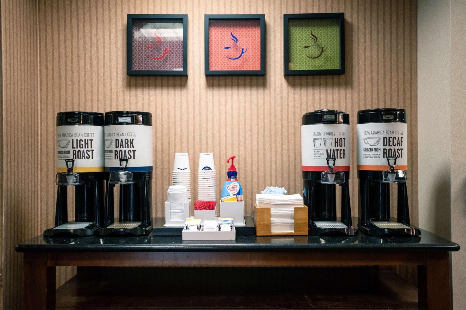 Hampton Inn Oklahoma City-Northwest photo 3