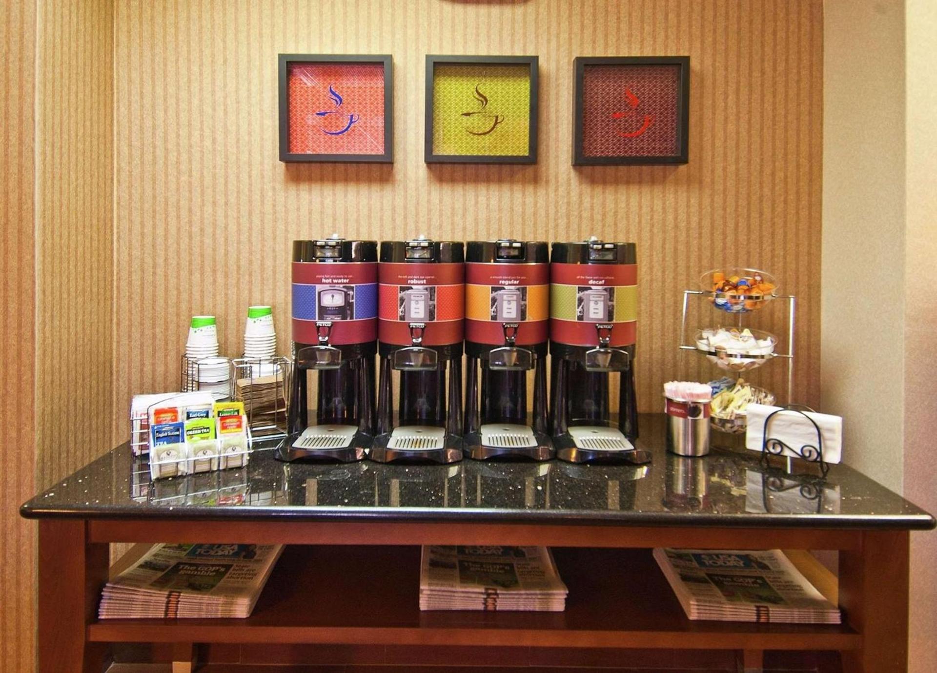 Hampton Inn Oklahoma City-Northwest photo 7