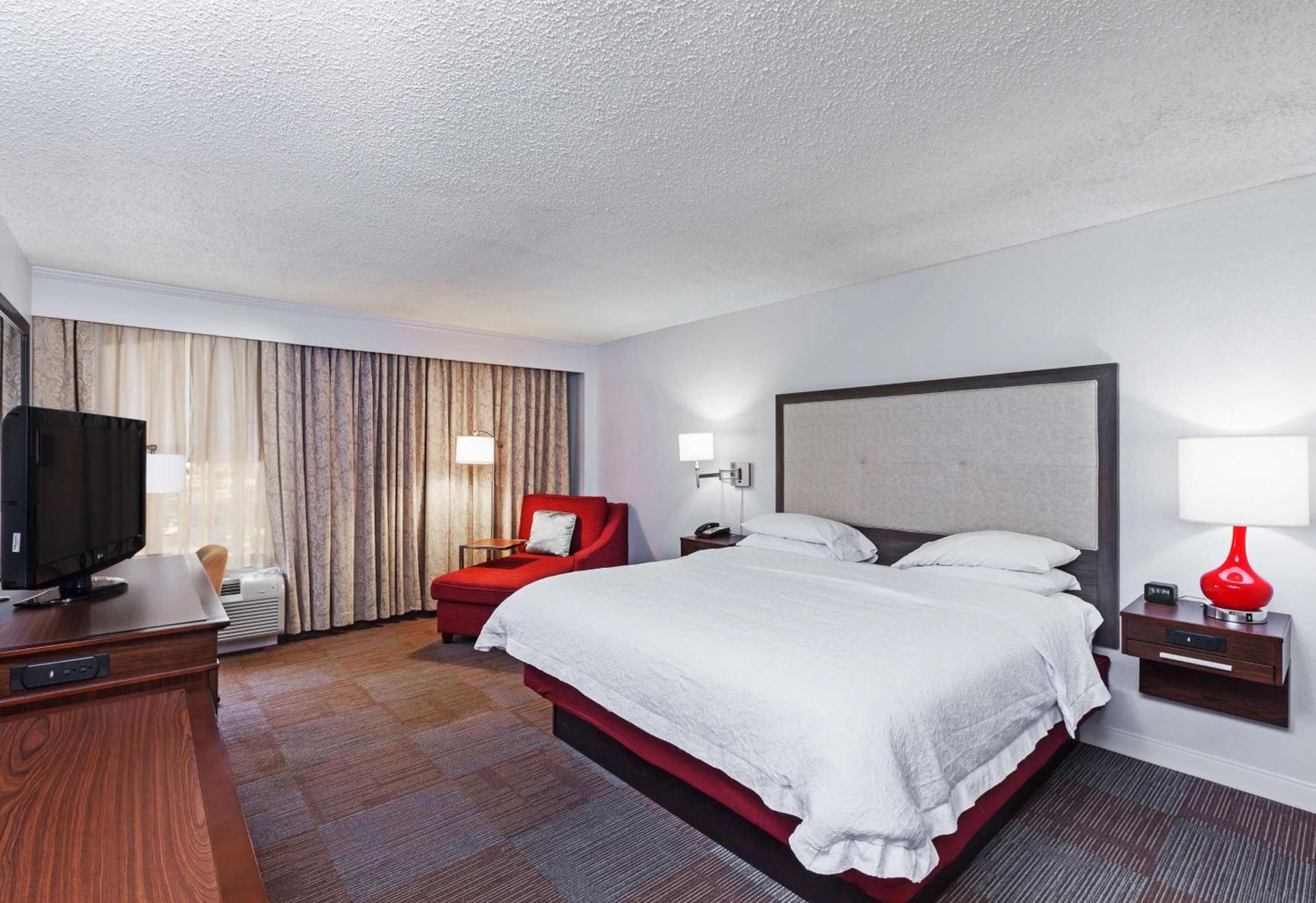 Hampton Inn Oklahoma City-Northwest photo 18