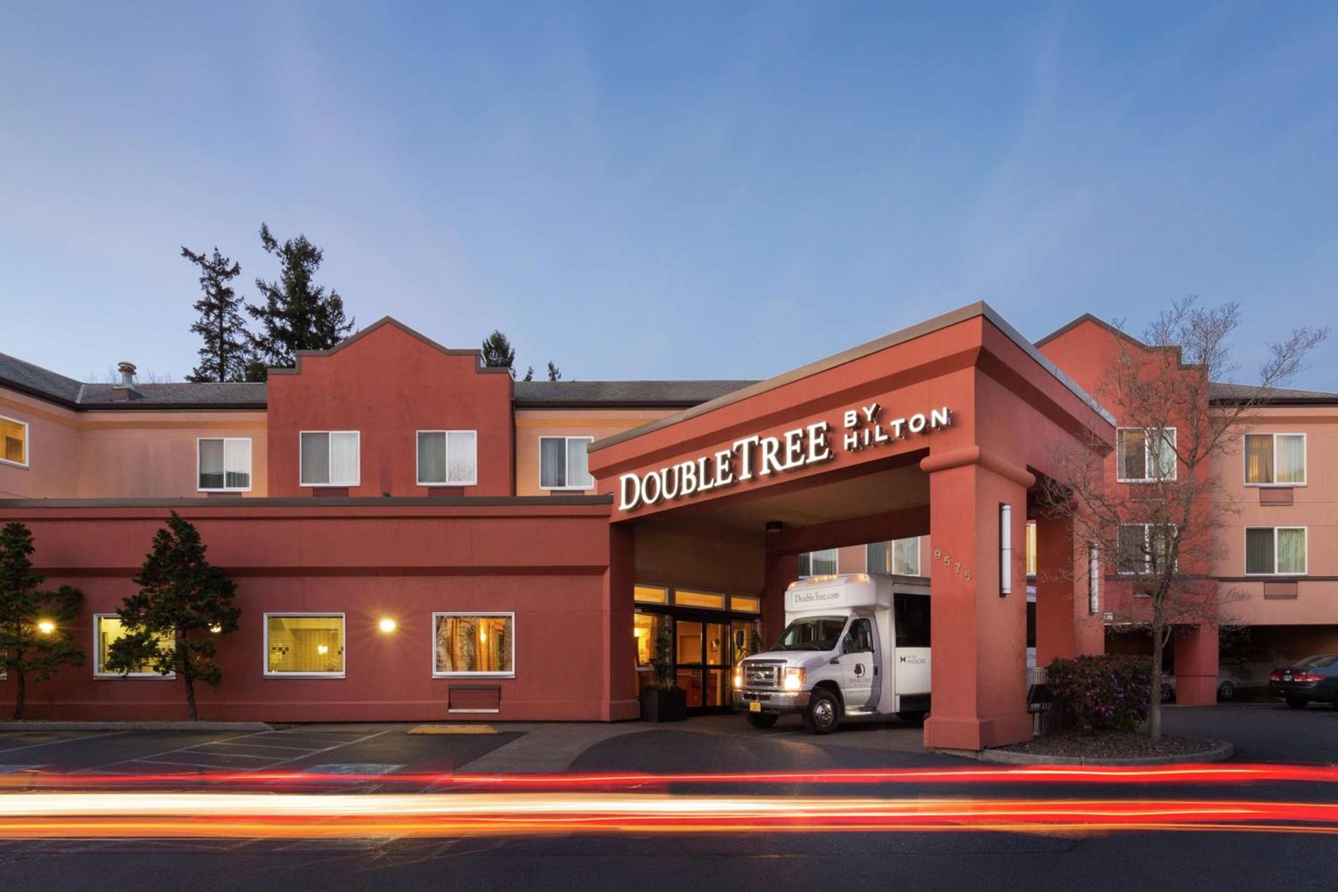 DoubleTree by Hilton Portland Tigard photo 5