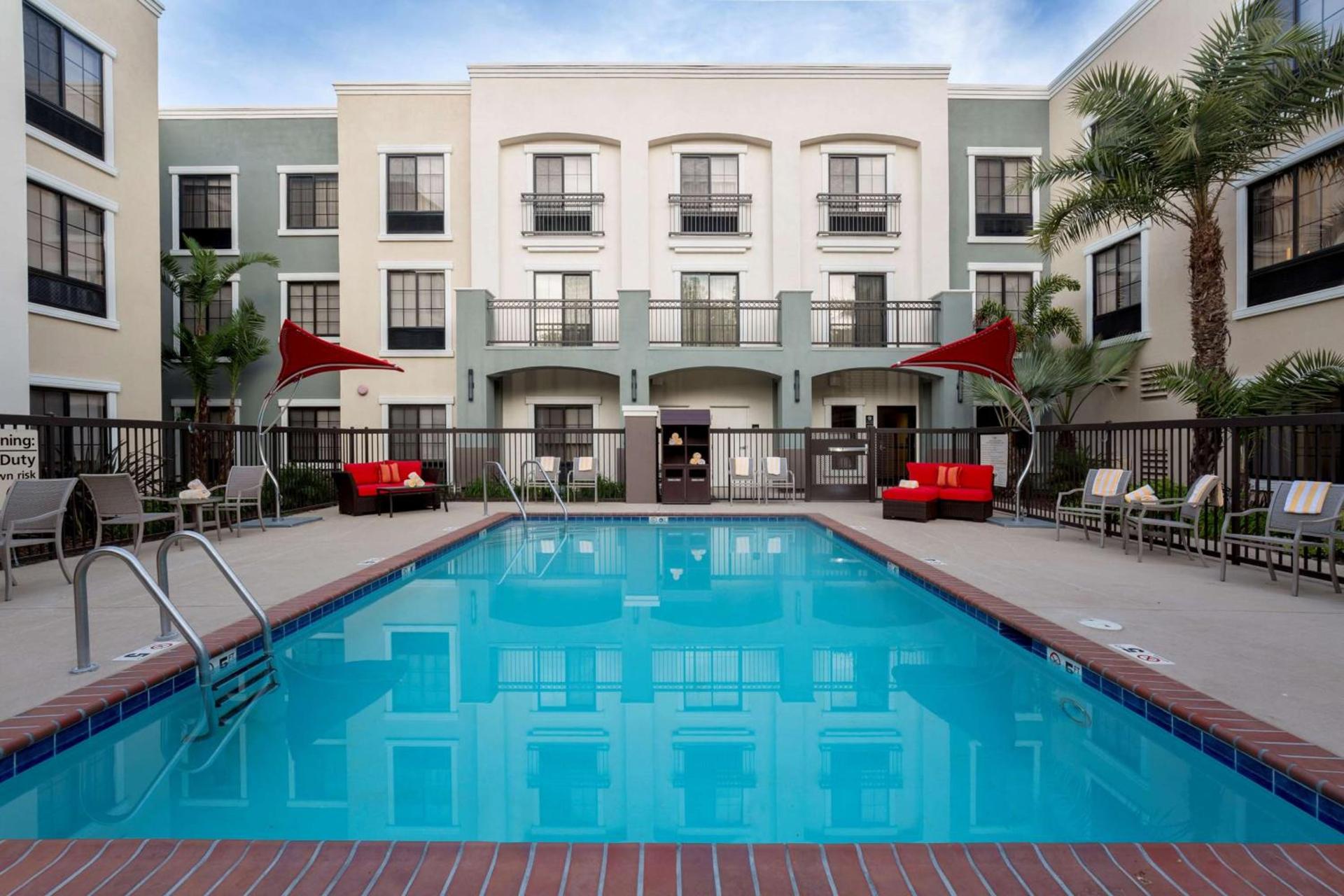 Hampton Inn Santa Barbara/Goleta photo 7