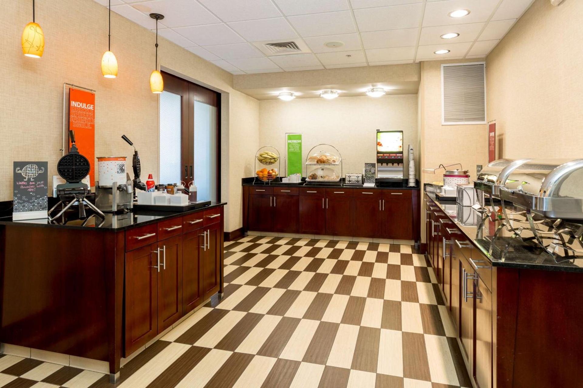 Hampton Inn Santa Barbara/Goleta photo 8