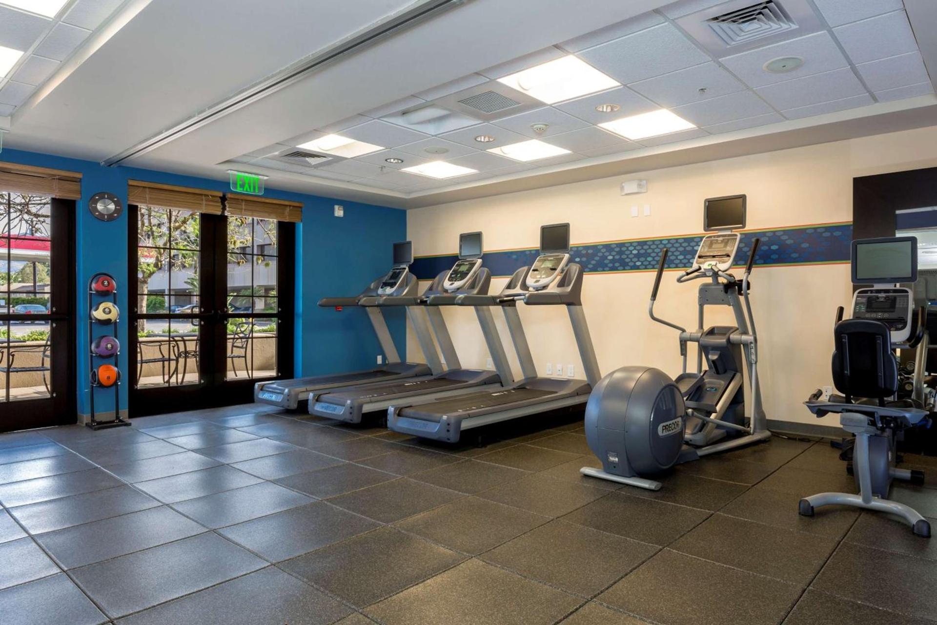 Hampton Inn Santa Barbara/Goleta photo 12
