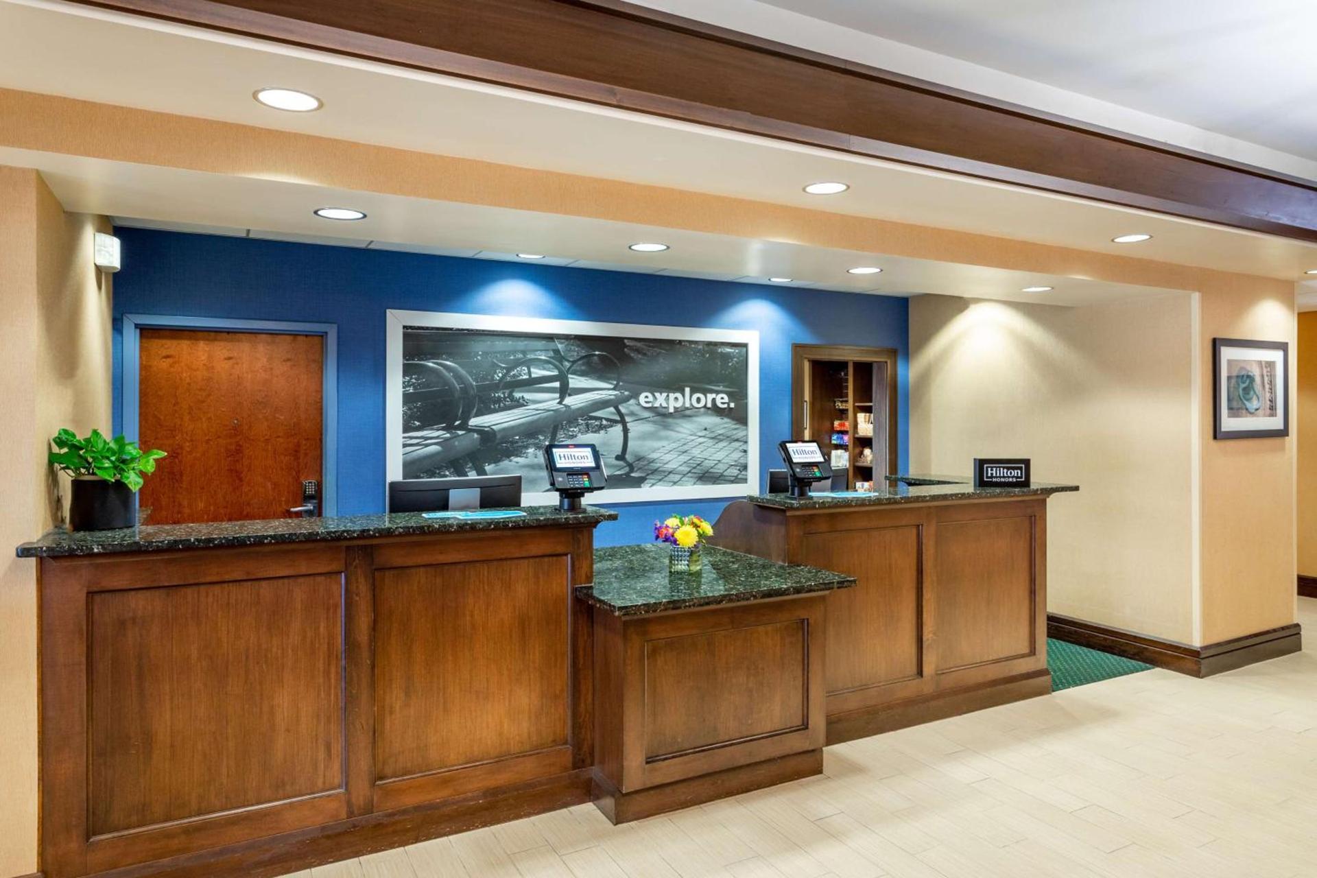 Hampton Inn & Suites Sacramento-Elk Grove Laguna I-5 photo 5