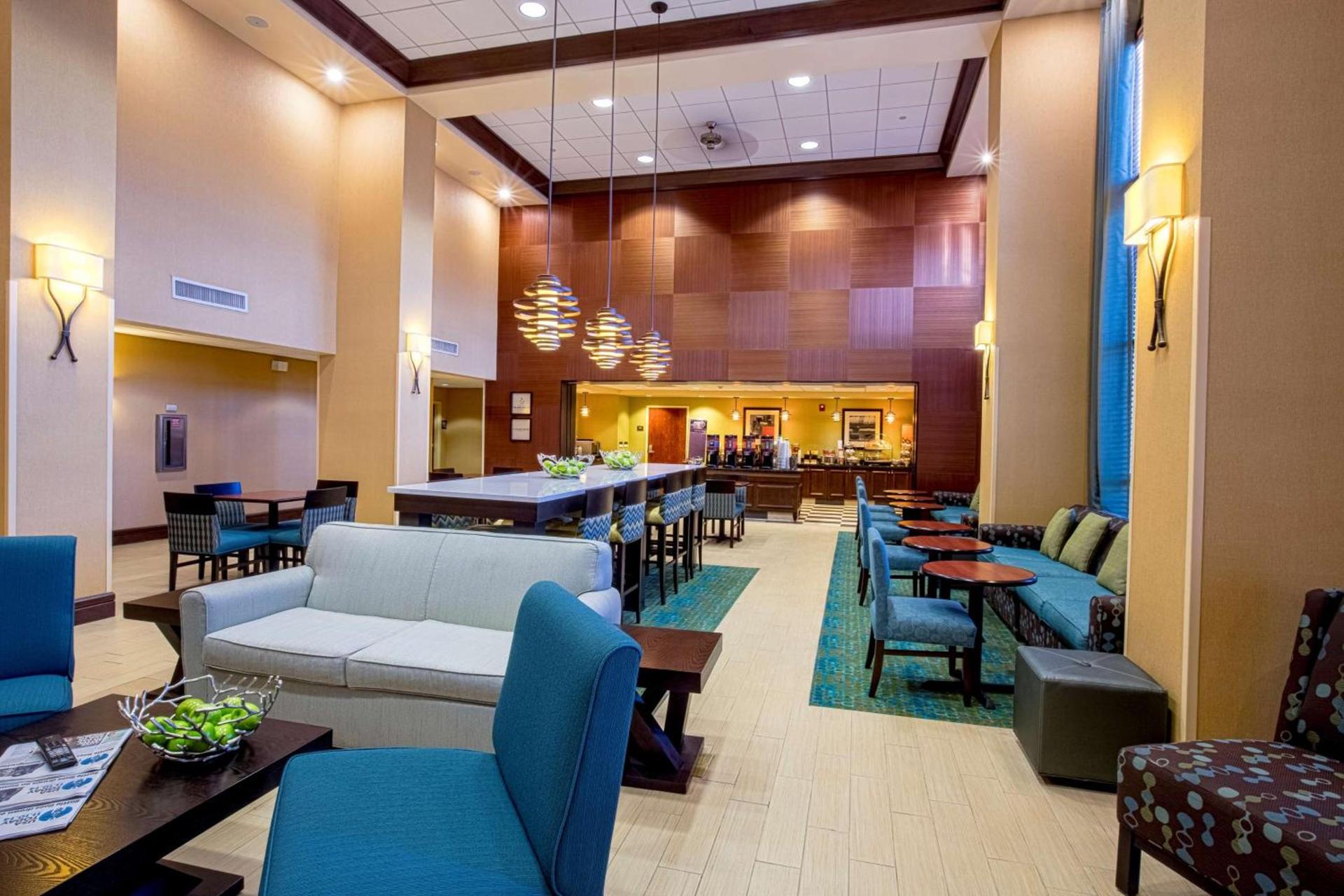 Hampton Inn & Suites Sacramento-Elk Grove Laguna I-5 photo 6