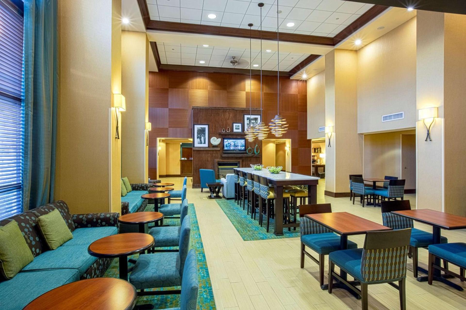 Hampton Inn & Suites Sacramento-Elk Grove Laguna I-5 photo 8