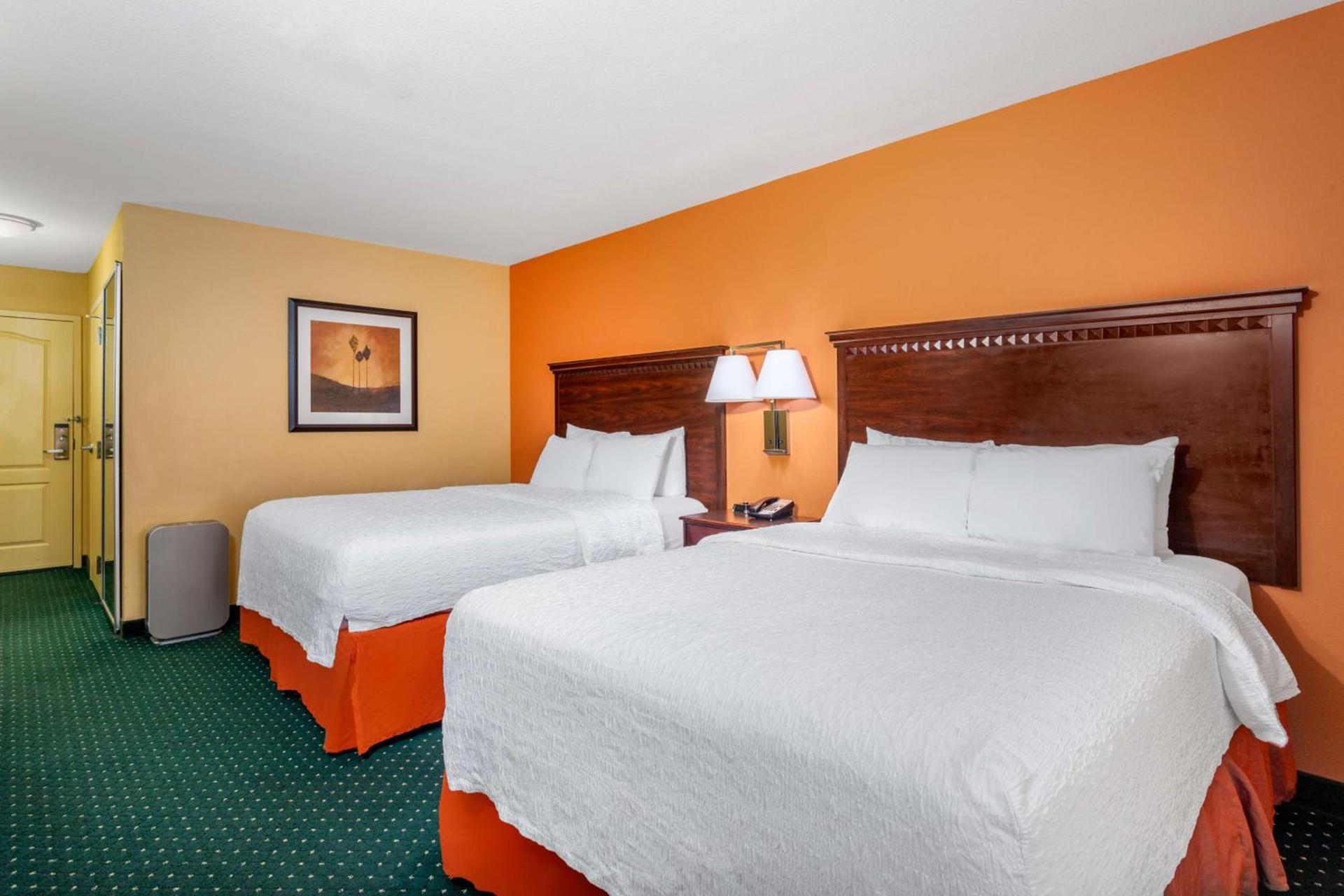 Hampton Inn & Suites Sacramento-Elk Grove Laguna I-5 photo 34