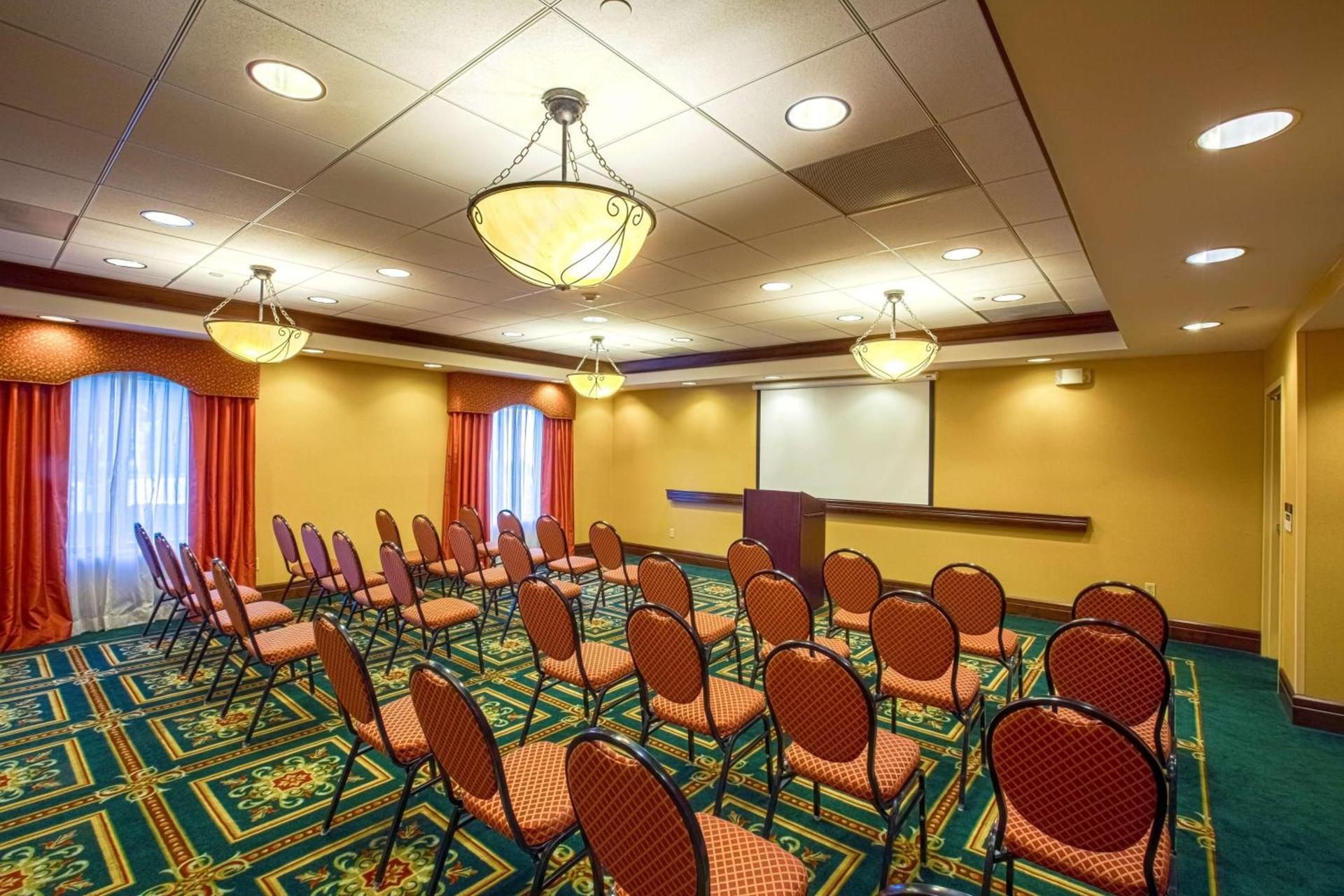 Hampton Inn & Suites Sacramento-Elk Grove Laguna I-5 photo 37