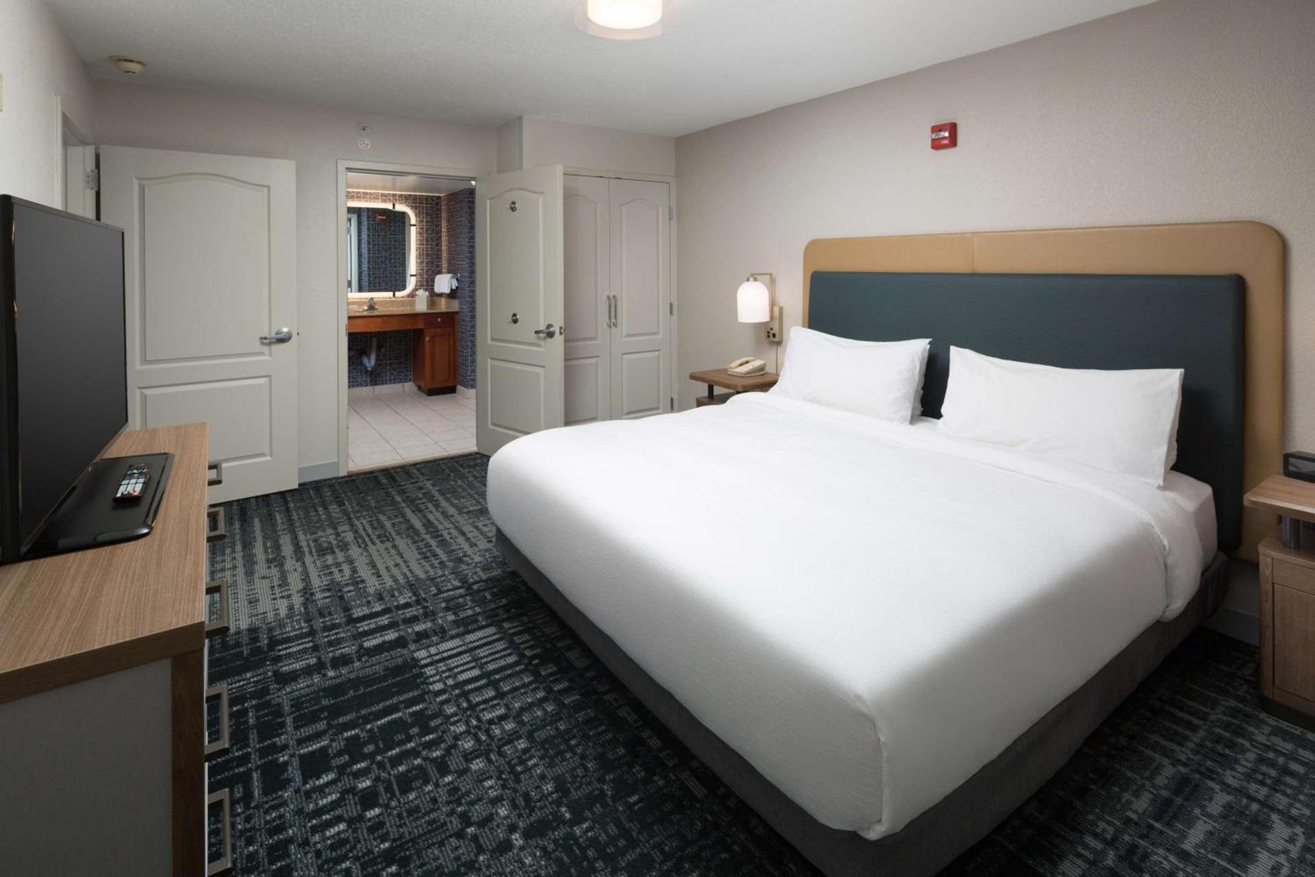Homewood Suites by Hilton Newburgh-Stewart Airport photo 9