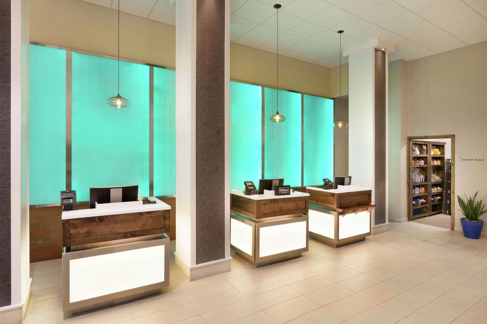 DoubleTree by Hilton Hotel Albuquerque photo 2