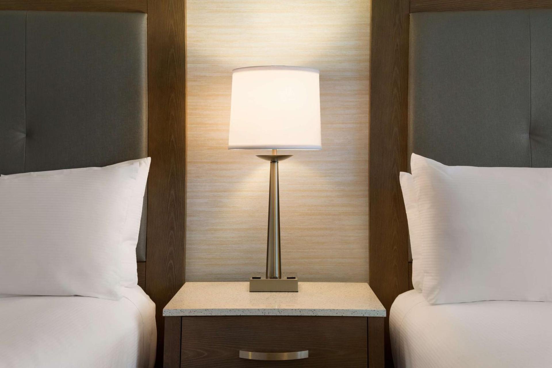 DoubleTree by Hilton Hotel Albuquerque photo 27