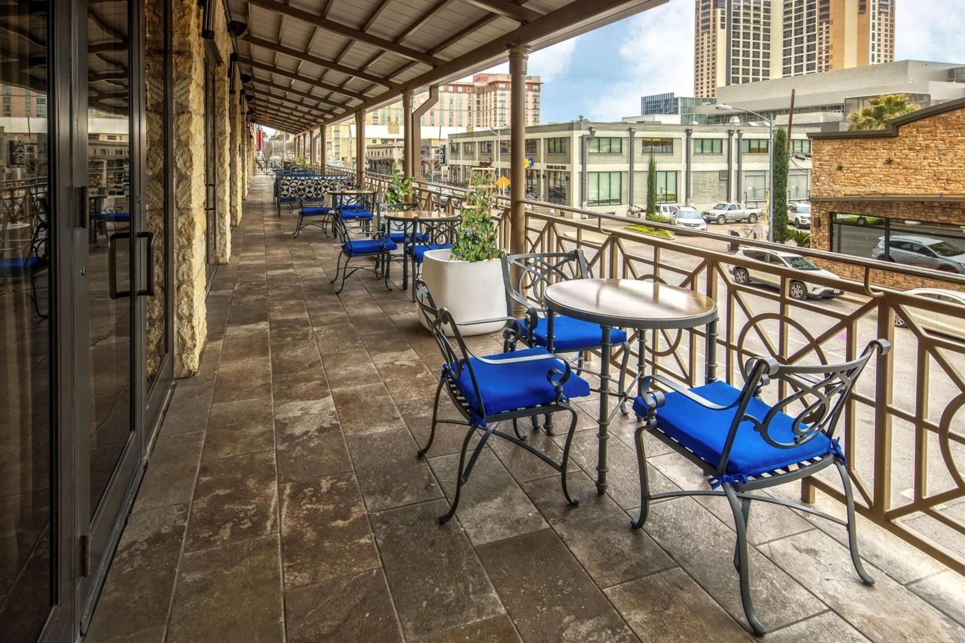 Hampton Inn & Suites Austin - Downtown photo 4