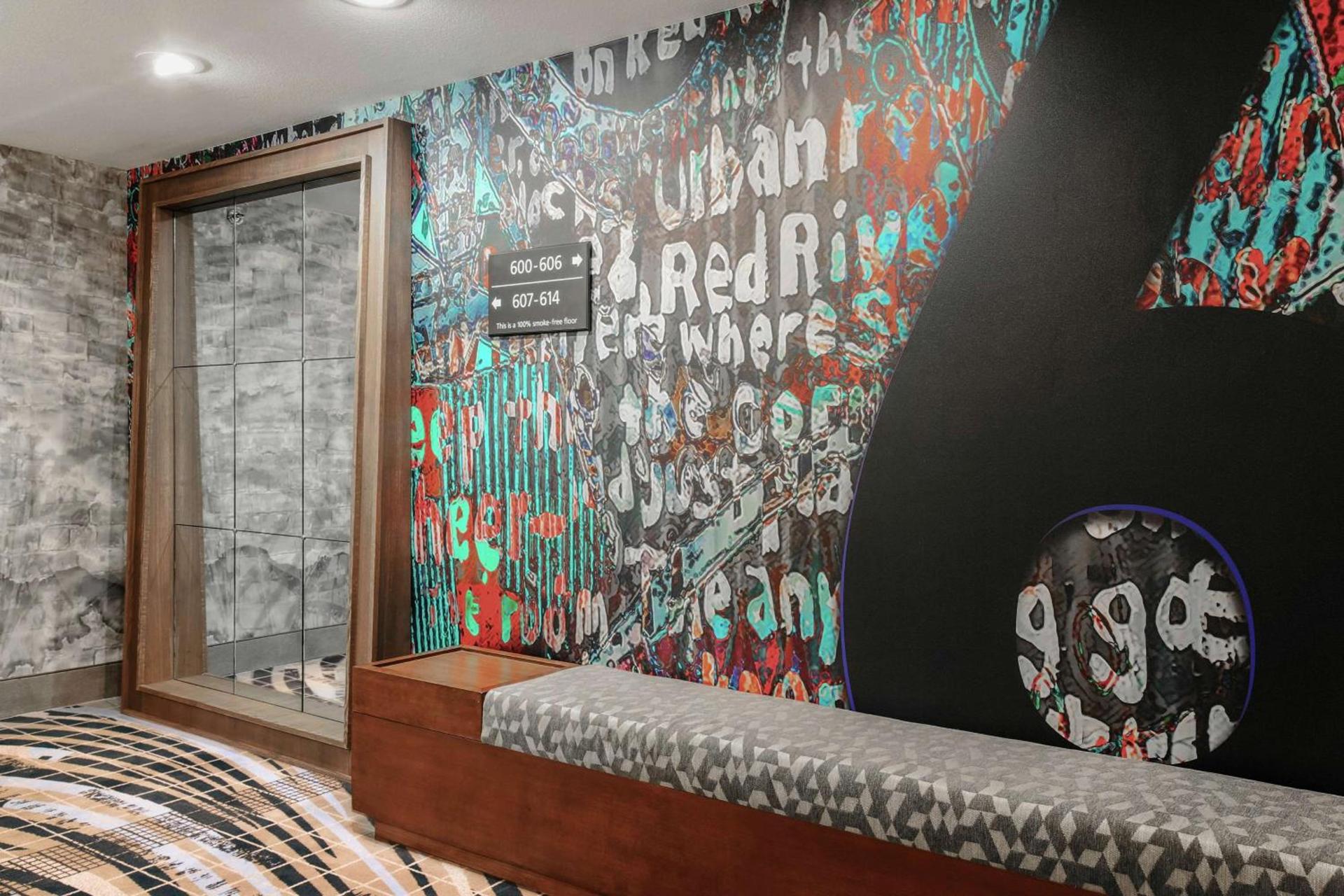 Hampton Inn & Suites Austin - Downtown photo 11