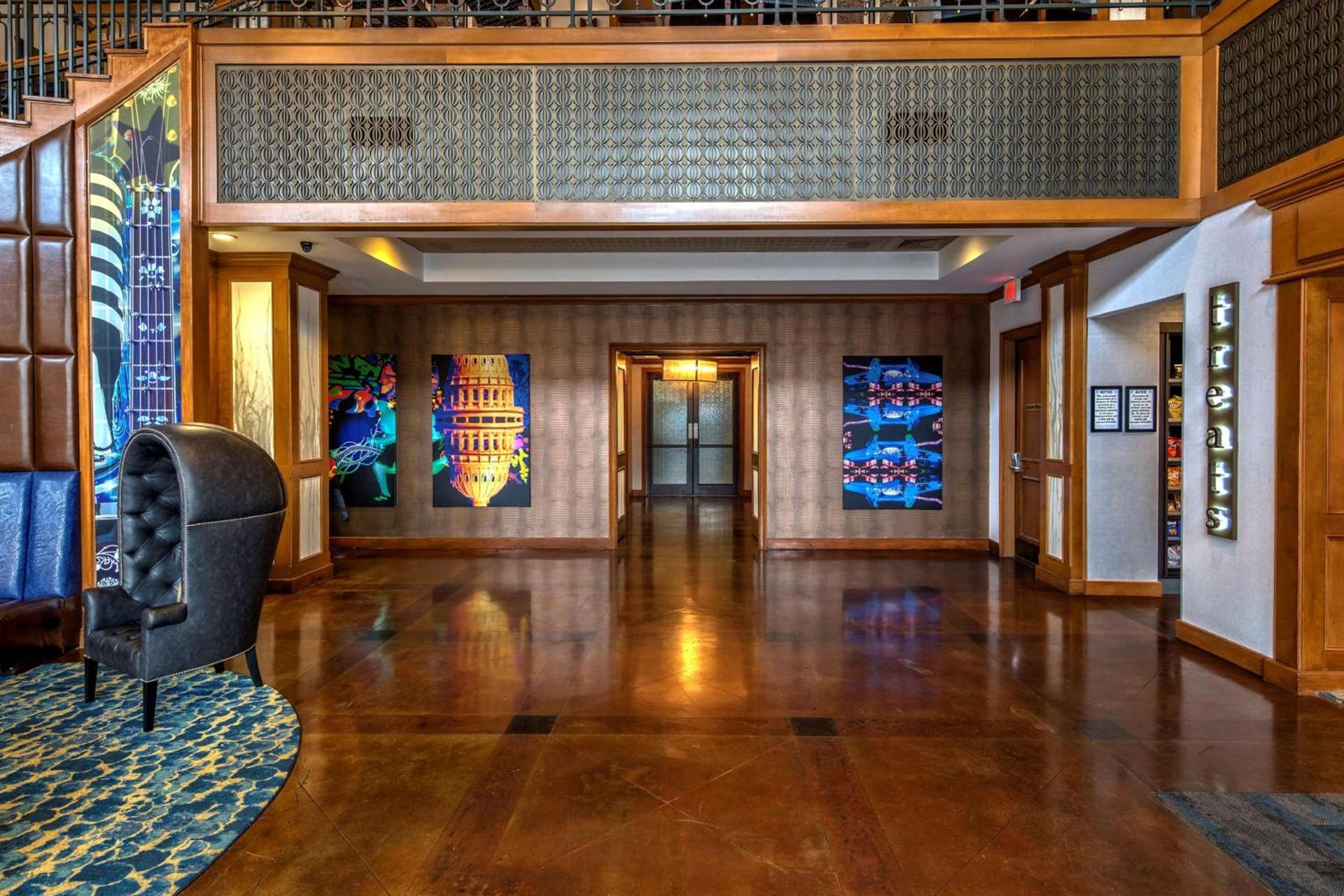 Hampton Inn & Suites Austin - Downtown photo 12