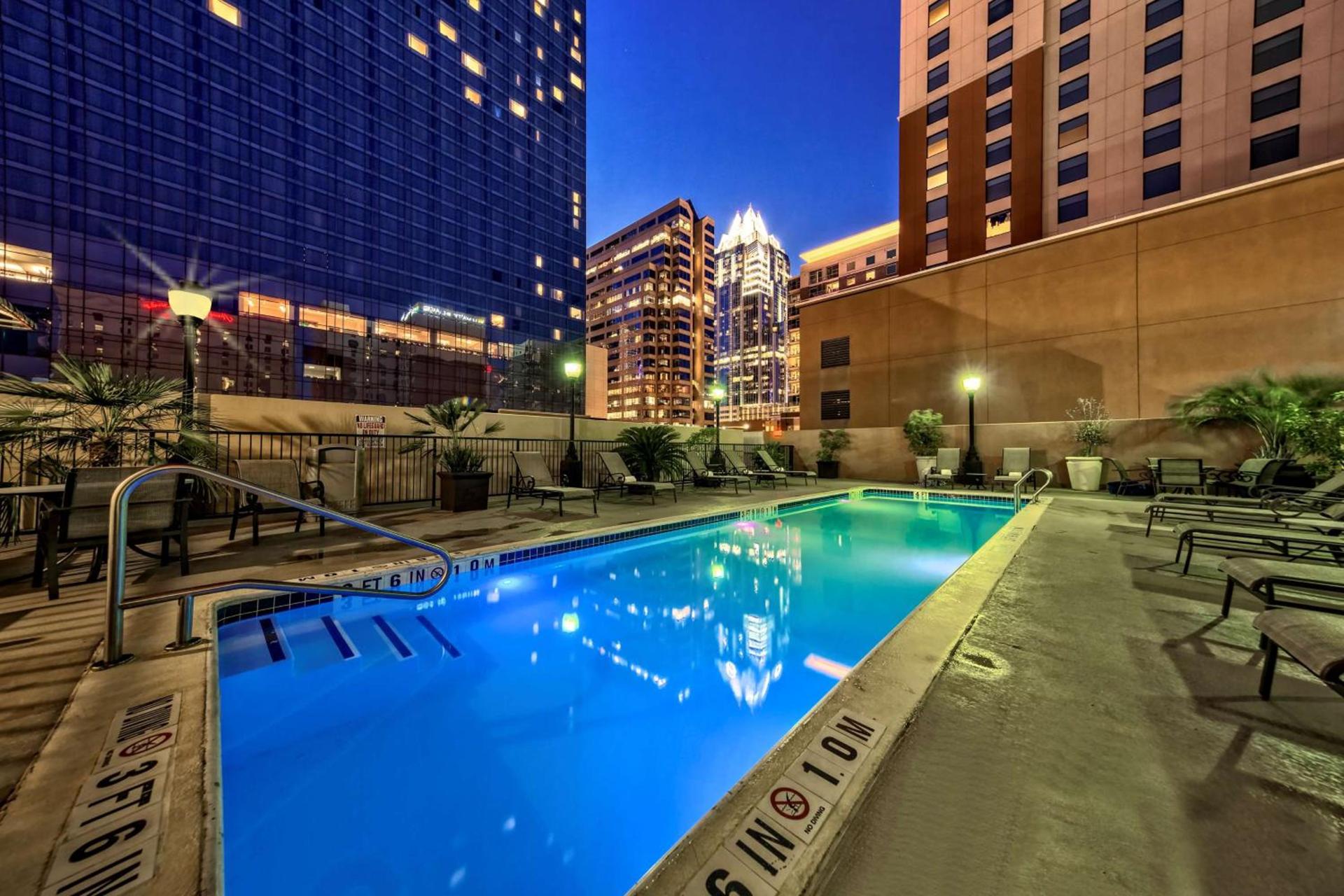 Hampton Inn & Suites Austin - Downtown photo 19