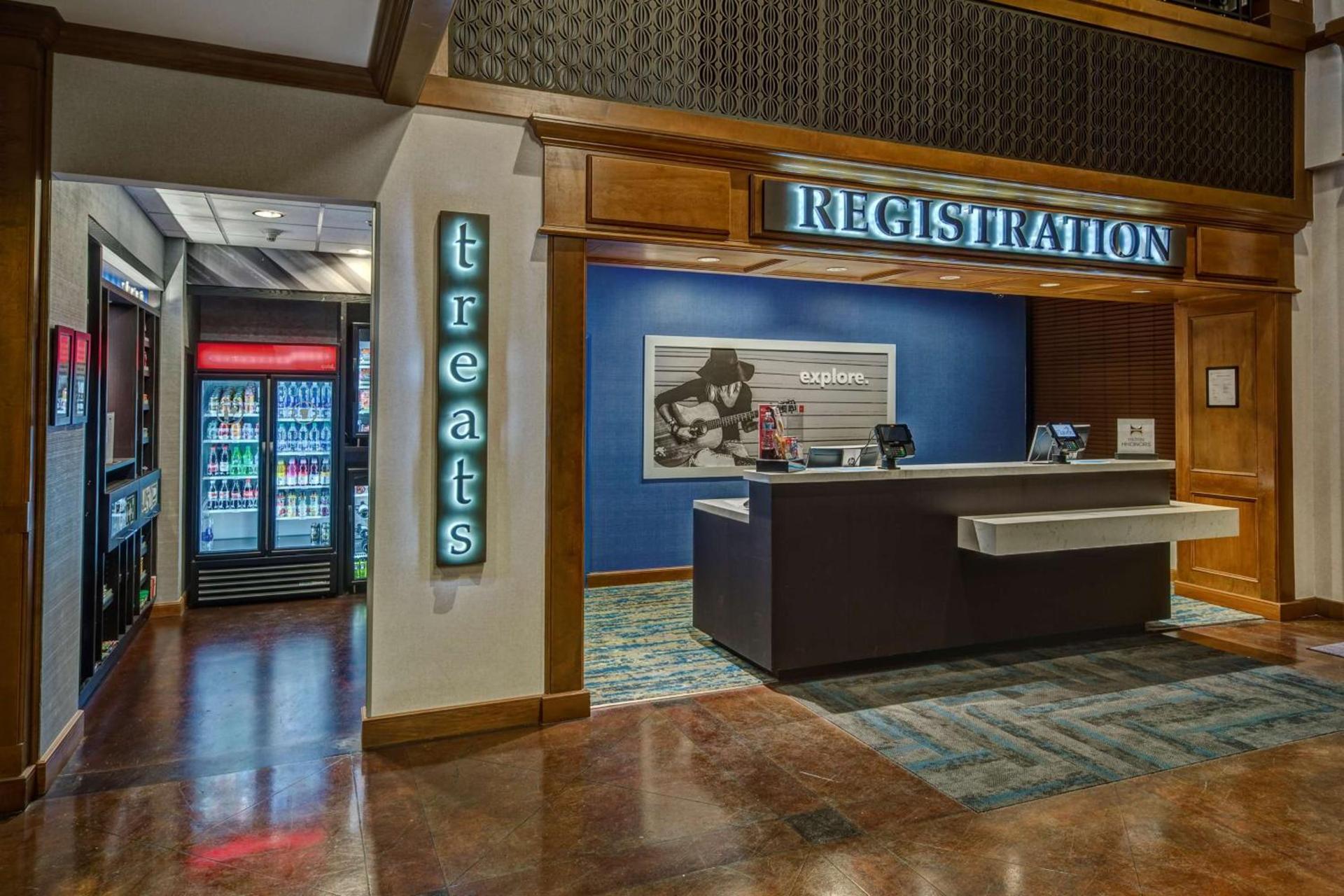 Hampton Inn & Suites Austin - Downtown photo 17