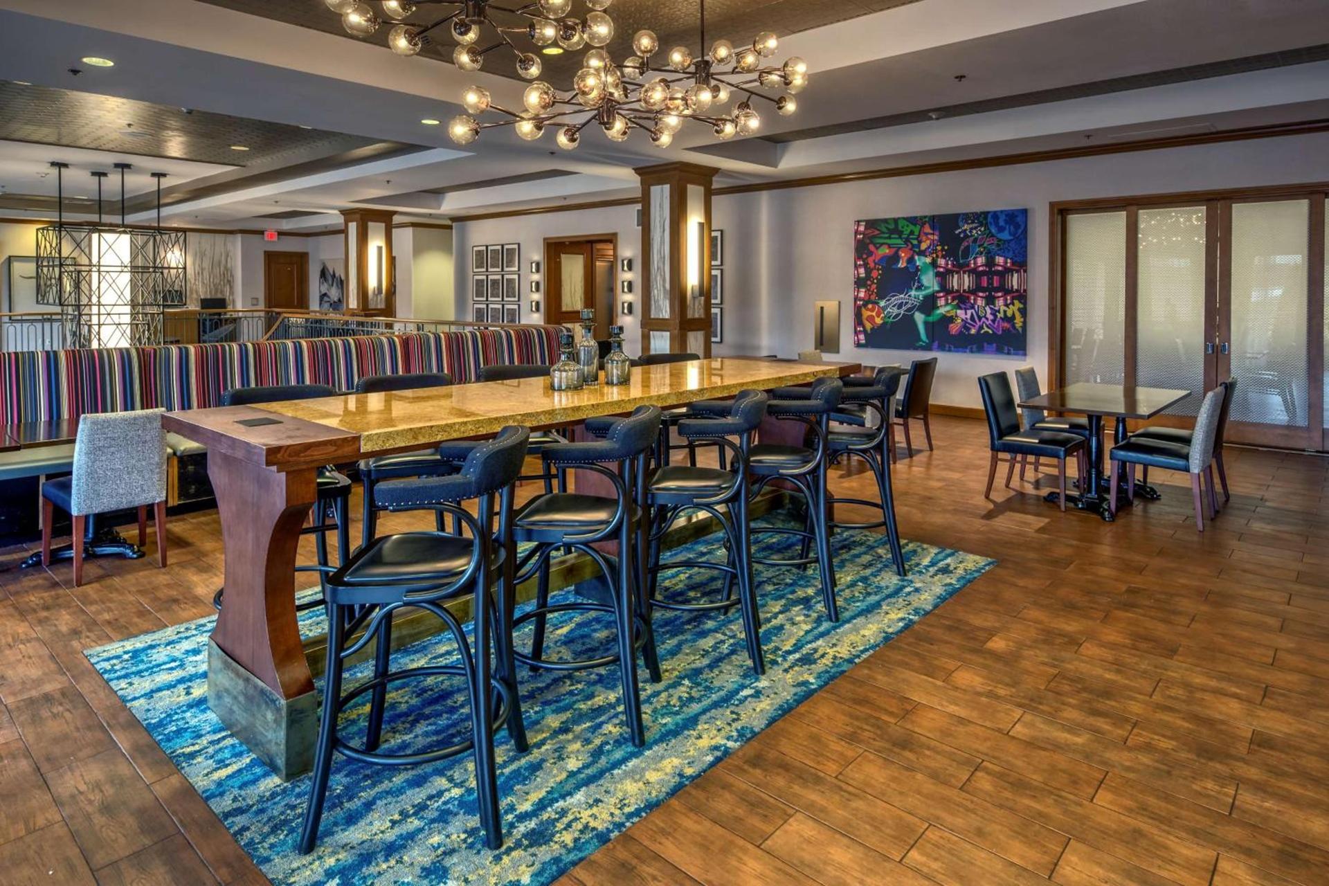 Hampton Inn & Suites Austin - Downtown photo 22