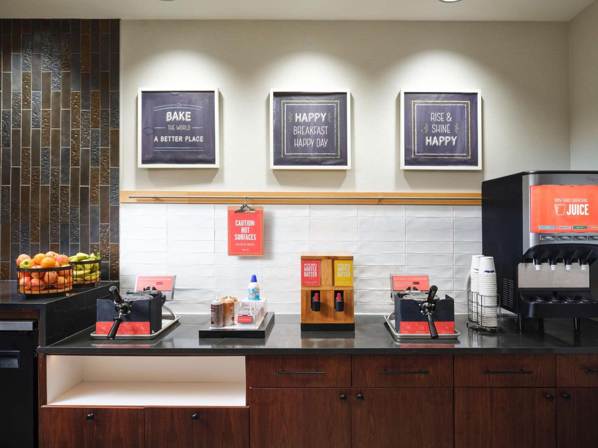 Hampton Inn & Suites Austin - Downtown photo 31