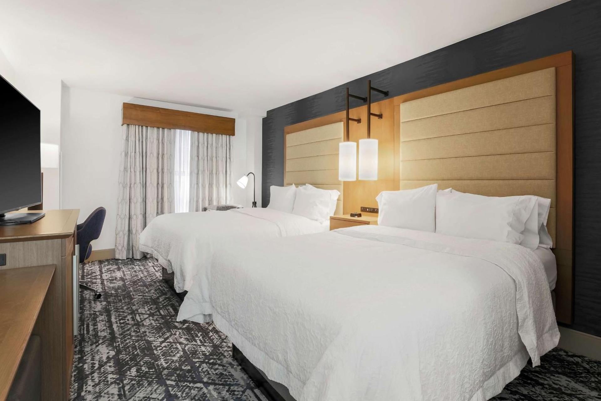 Hampton Inn & Suites Austin - Downtown photo 38