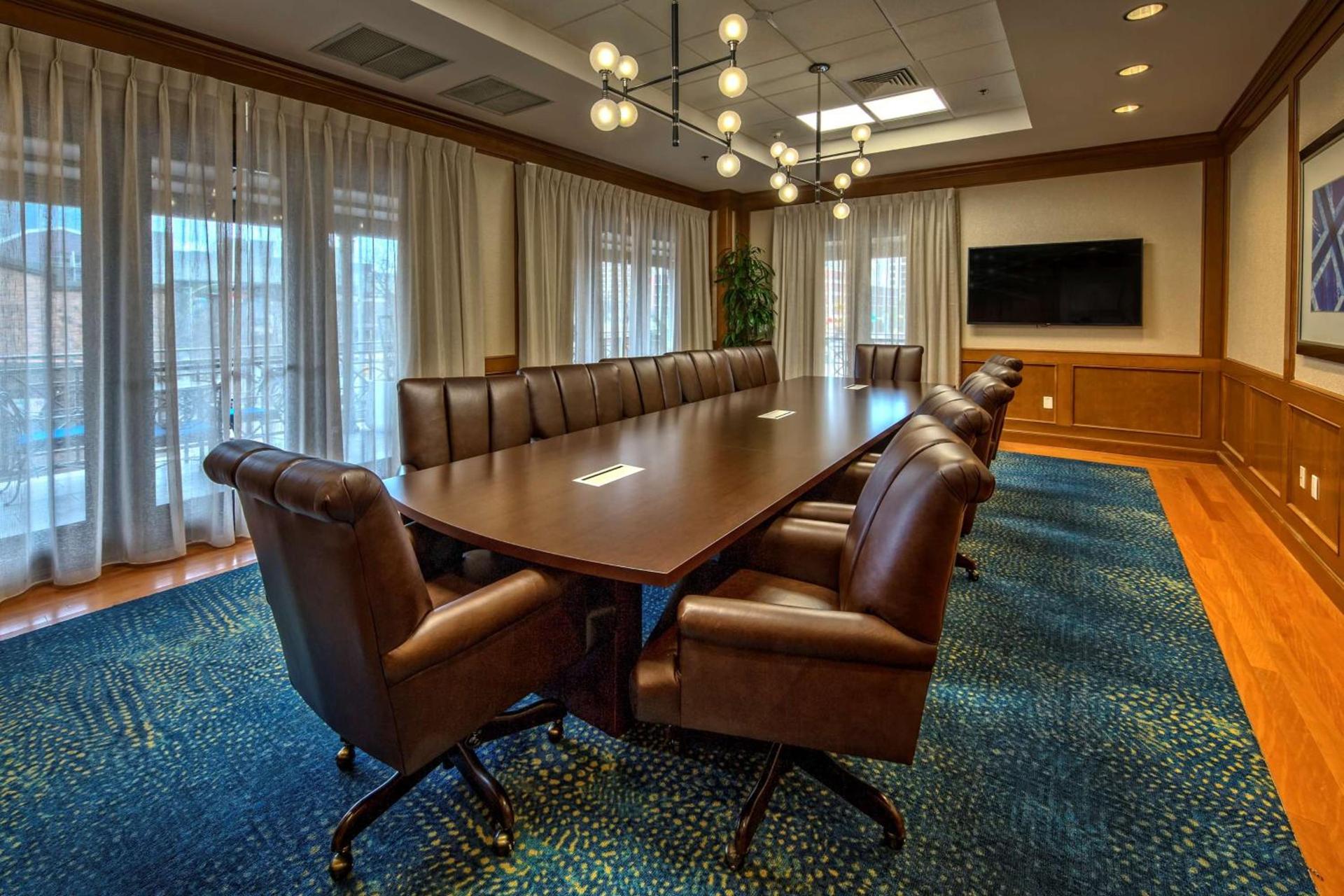 Hampton Inn & Suites Austin - Downtown photo 56