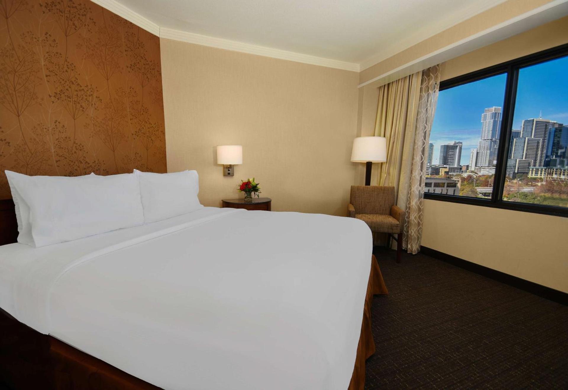 Embassy Suites by Hilton Austin Downtown South Congress photo 18