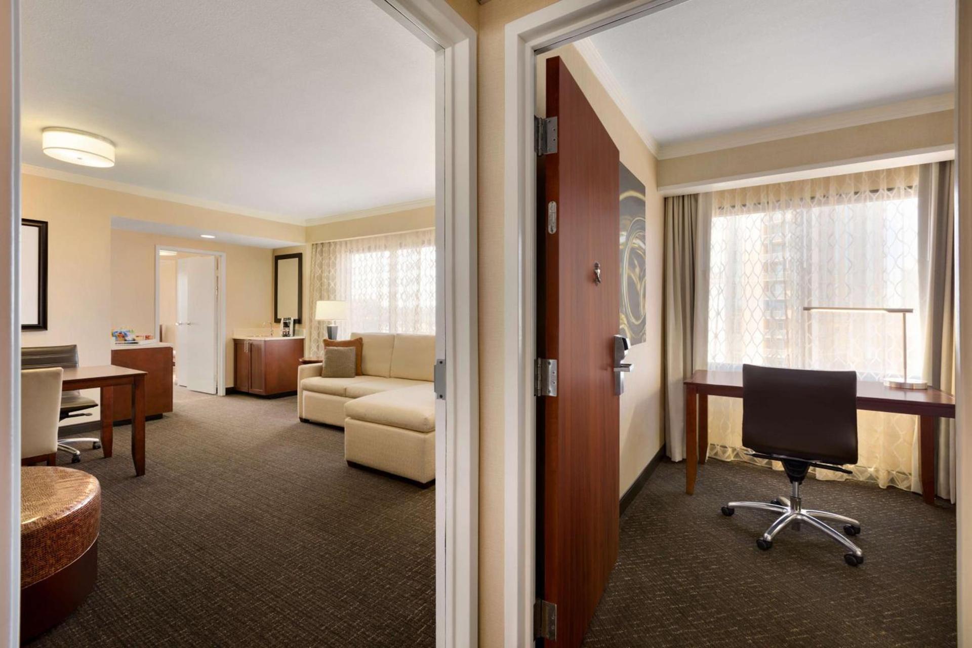 Embassy Suites by Hilton Austin Downtown South Congress photo 27