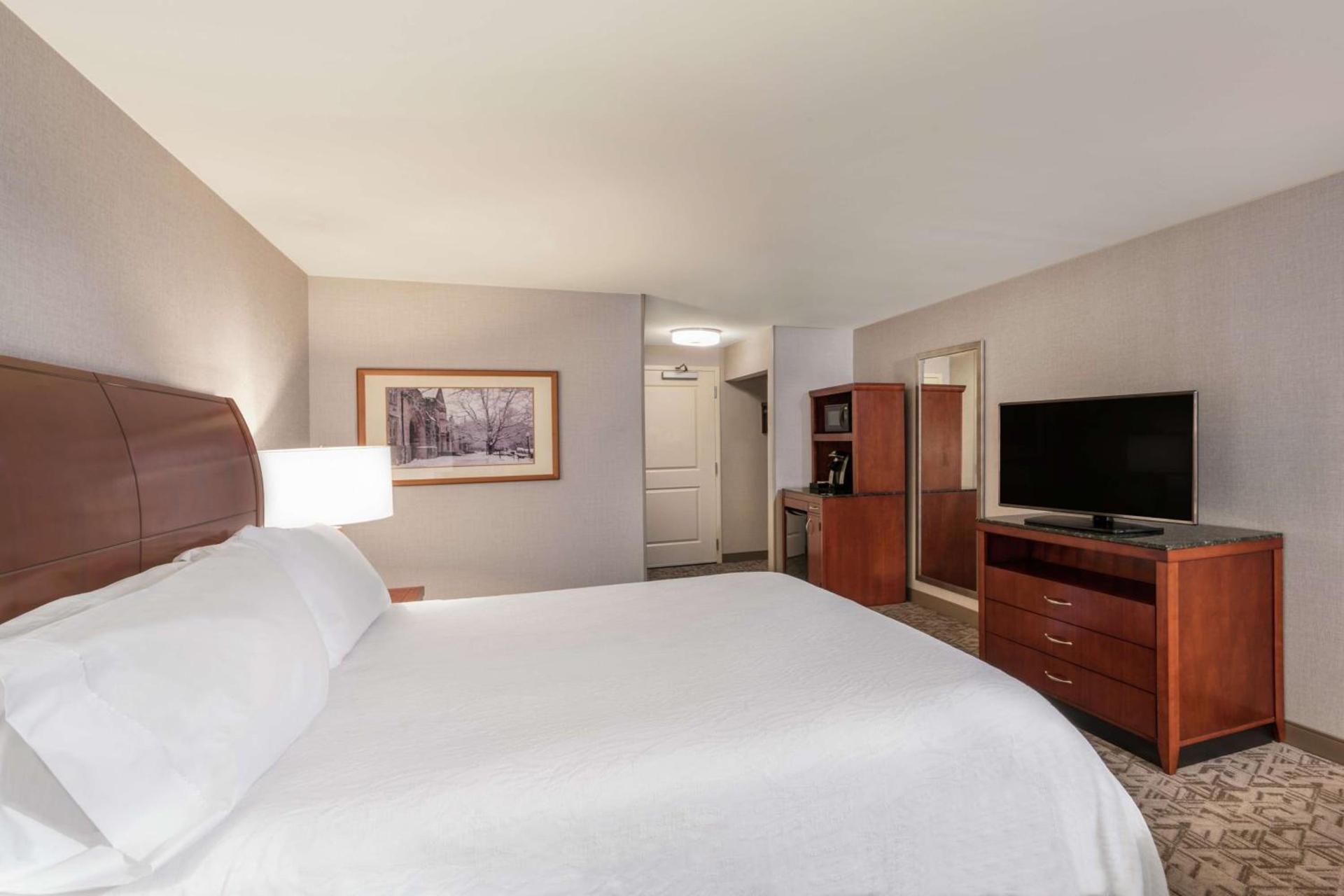 Hilton Garden Inn Blacksburg University photo 19