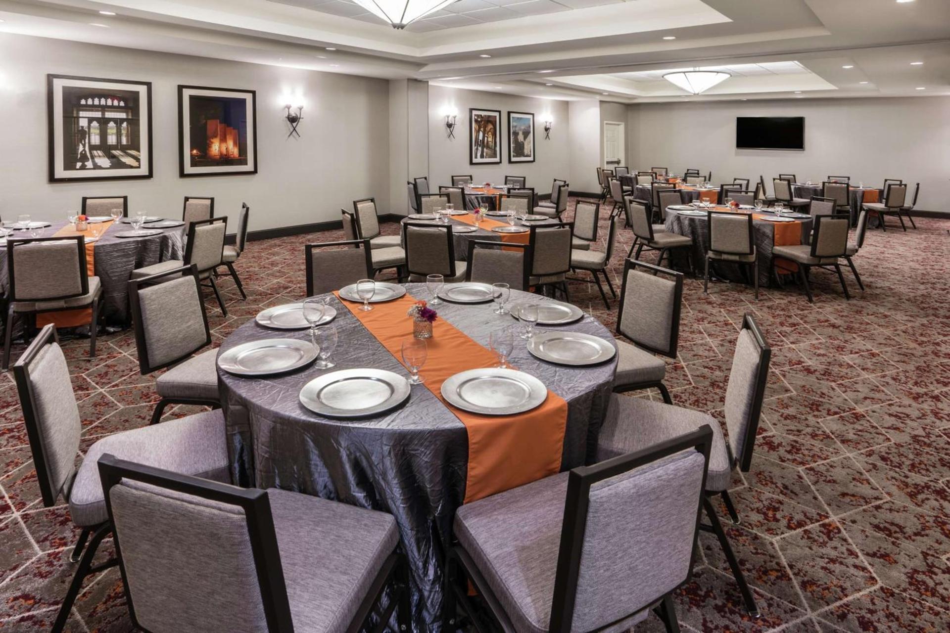 Hilton Garden Inn Blacksburg University photo 32