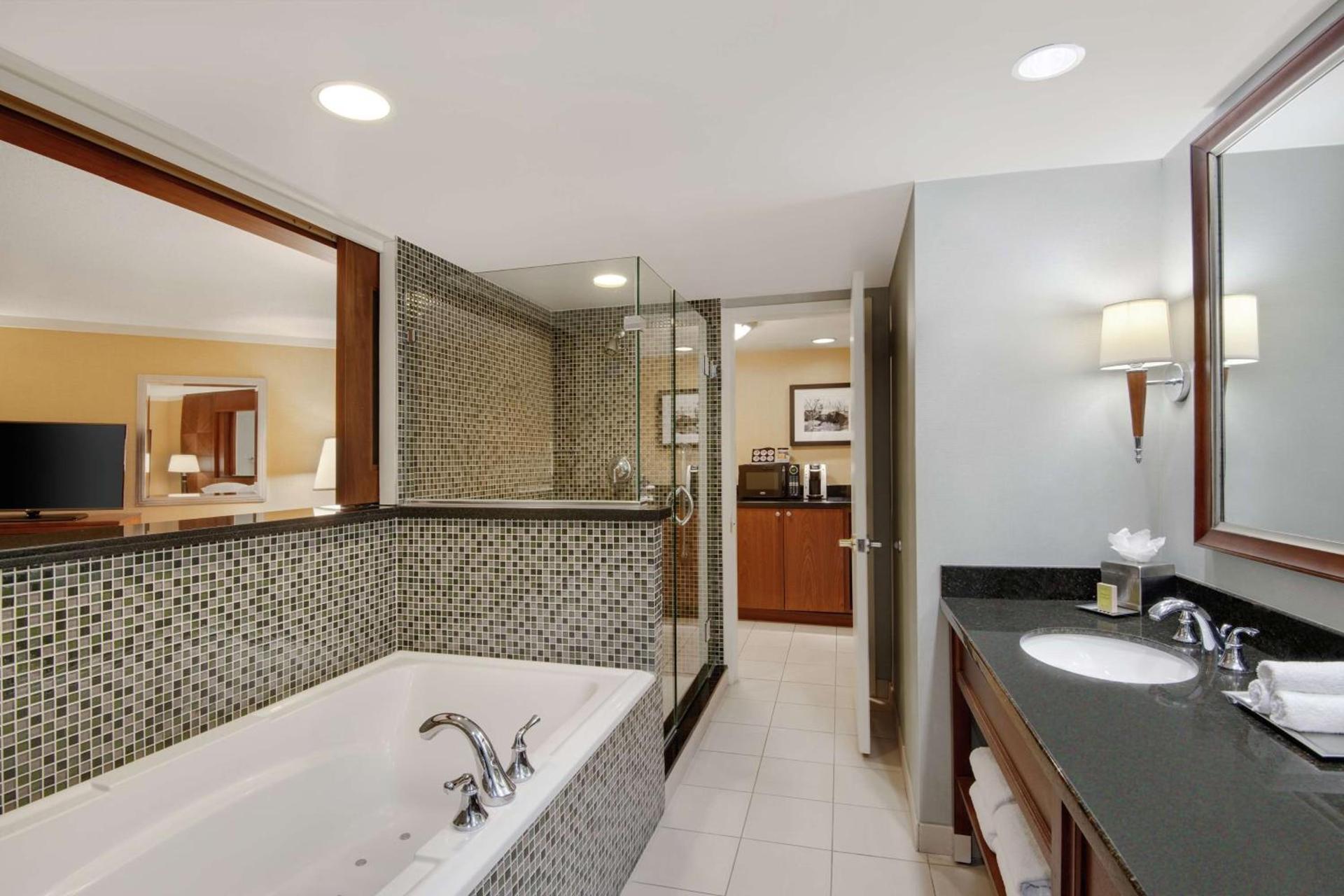 DoubleTree by Hilton Stamford photo 26