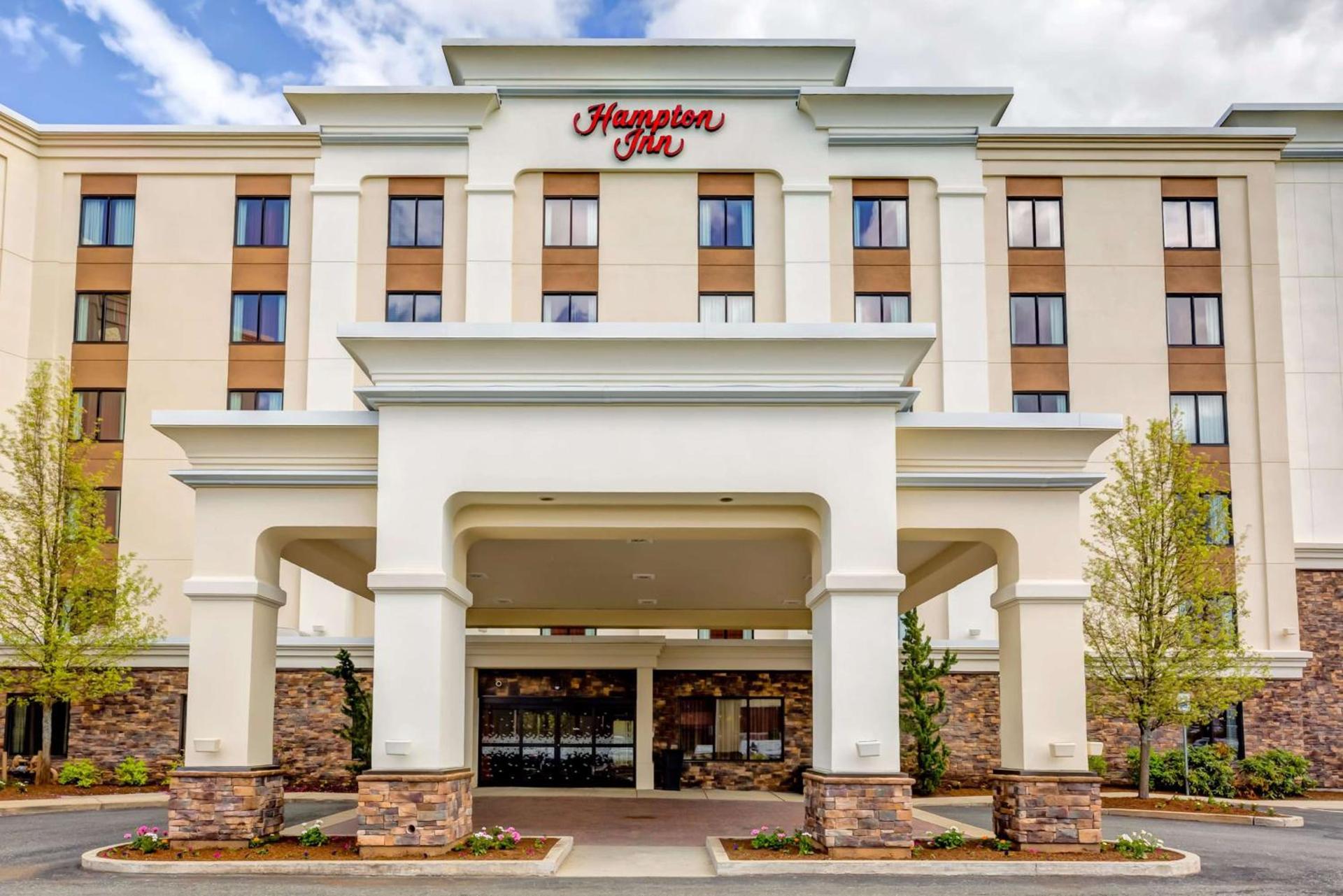 Hampton Inn Boston-Norwood photo 2