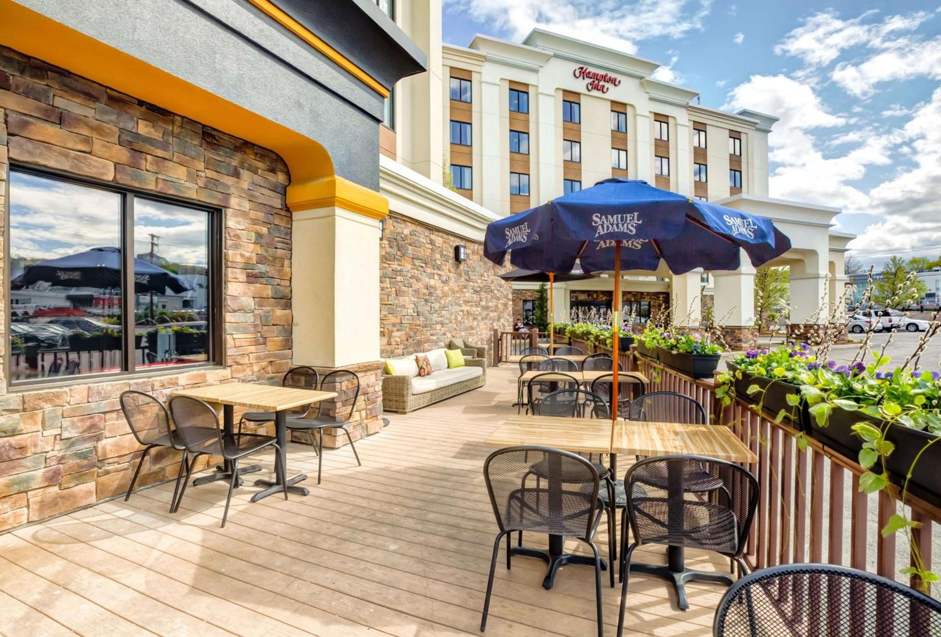 Hampton Inn Boston-Norwood photo 11
