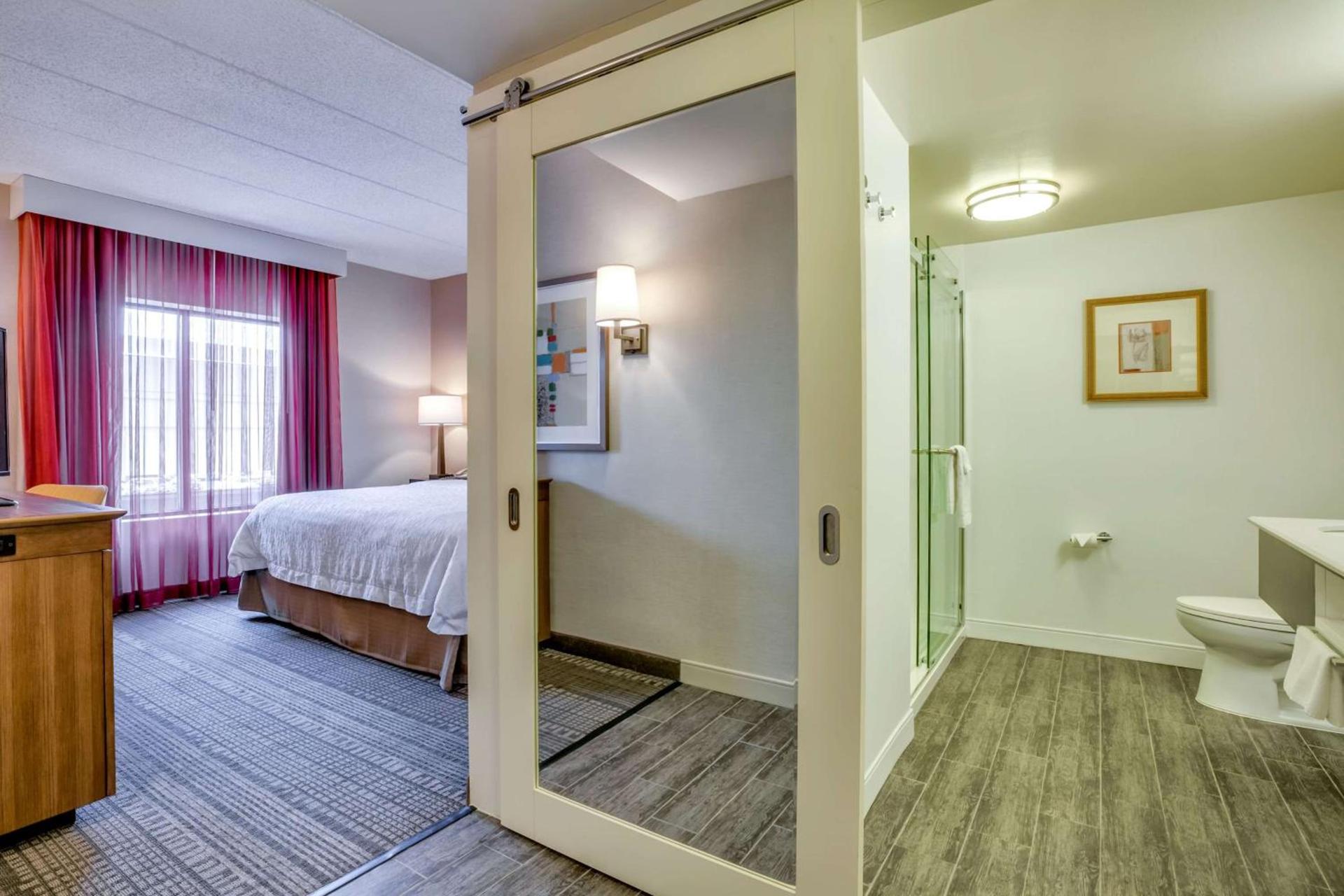 Hampton Inn Boston-Norwood photo 20