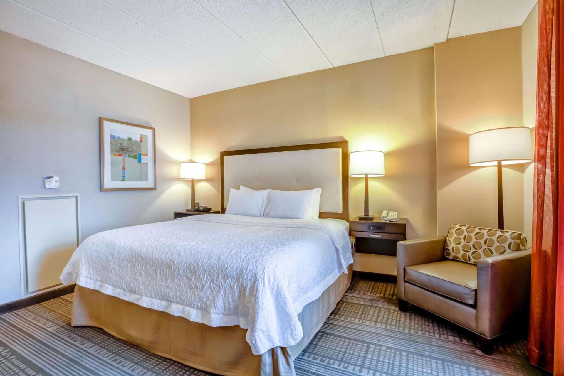 Hampton Inn Boston-Norwood photo 34