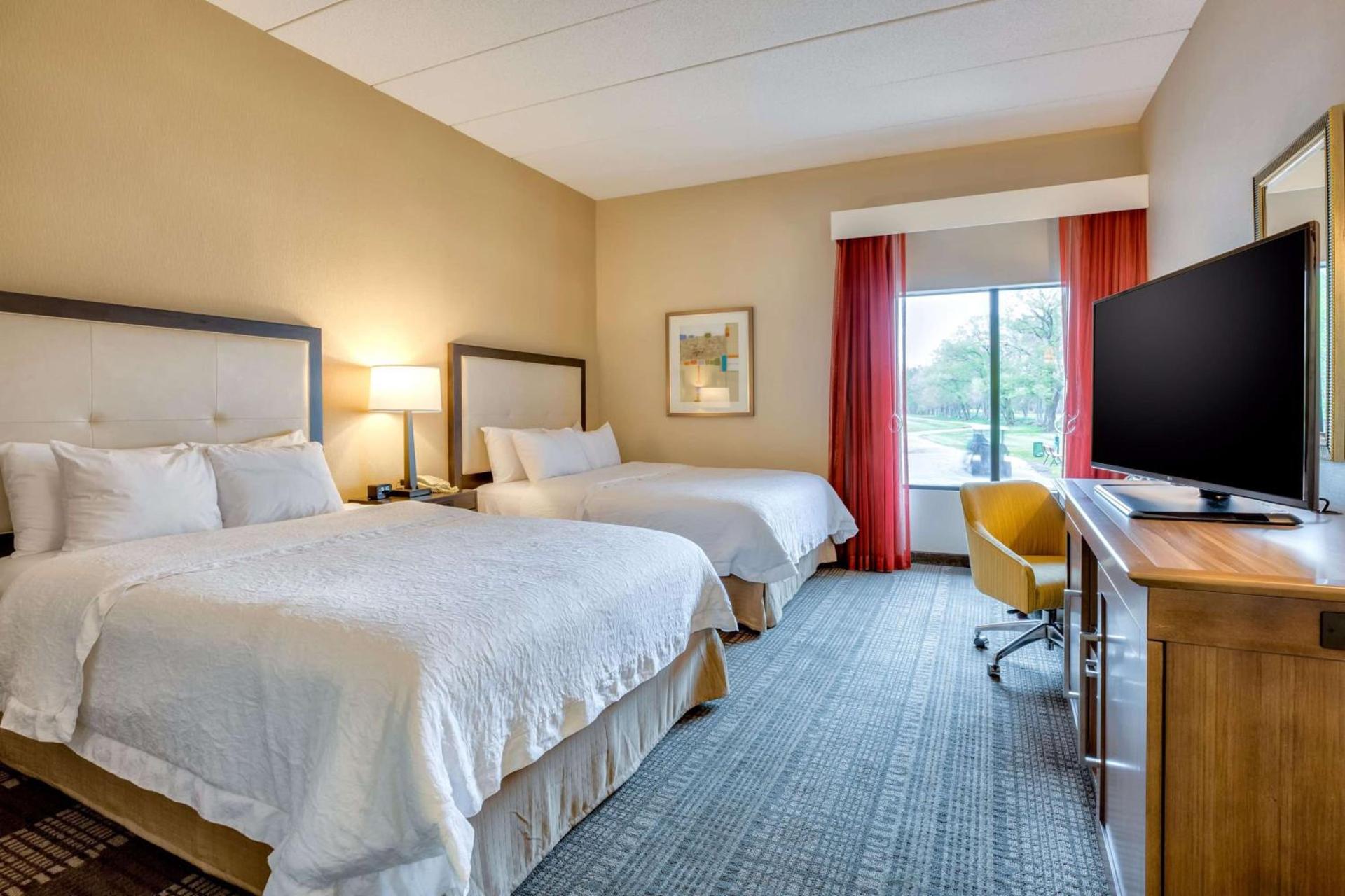 Hampton Inn Boston-Norwood photo 40