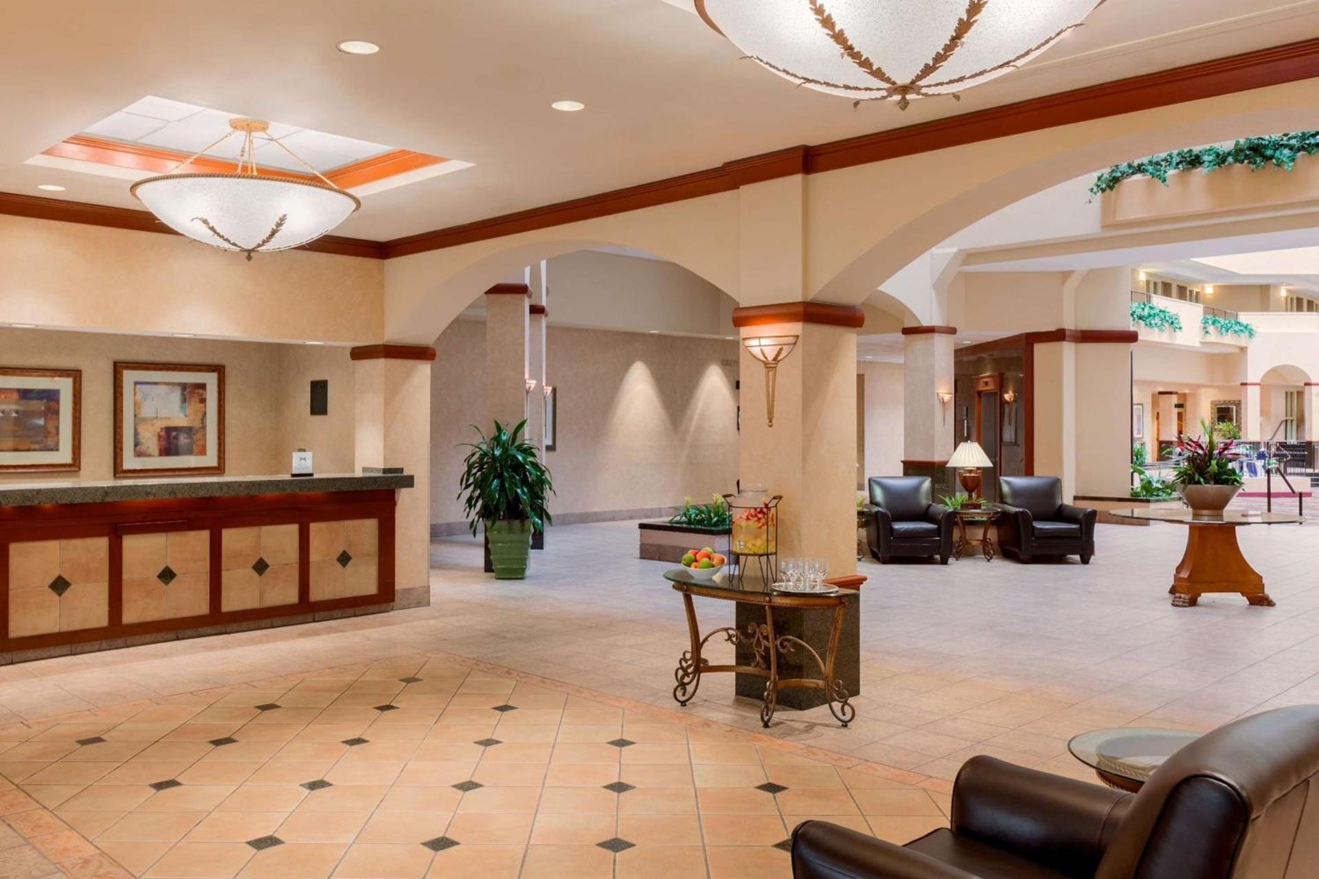Embassy Suites by Hilton Columbia Greystone photo 5